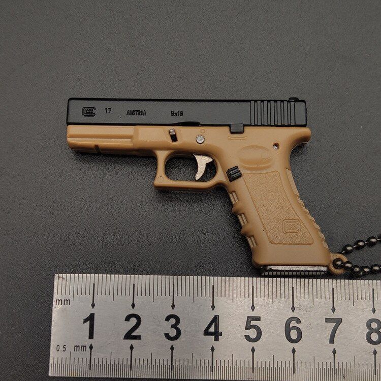 Metal Pistol Gun Miniature Model Assembly Anti Stress Toy 1:3 Beretta Keychain 