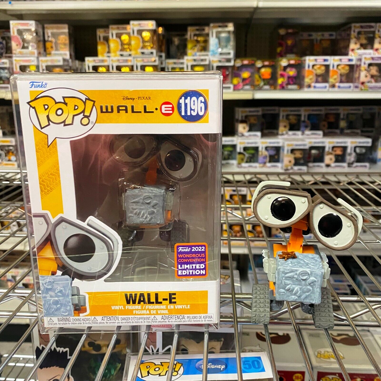 Funko Pop Disney Wondrous Con : WALL-E #1196 Share Exclusive Vinyl  \