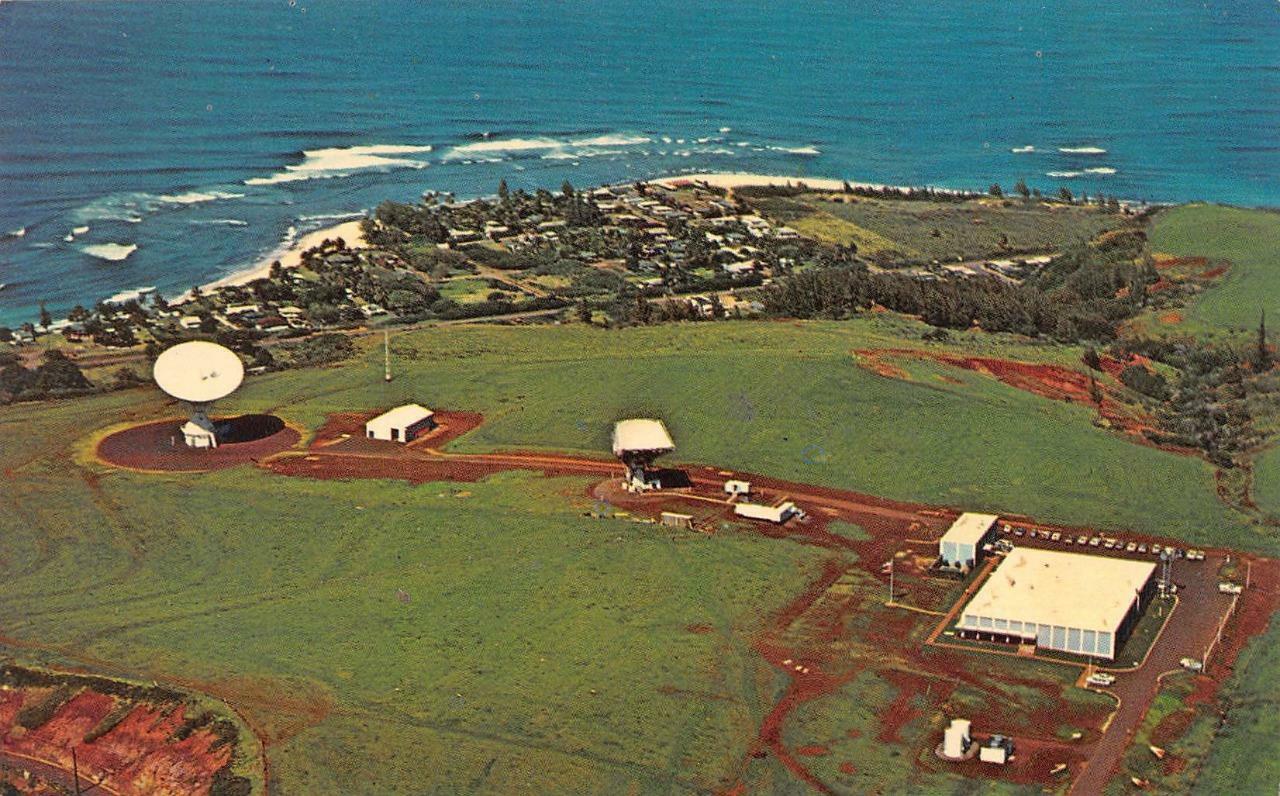 PAUMALU, Hawaii HI   EARTH STATION~COMSAT Satellite  BIRD'S EYE VIEW Postcard