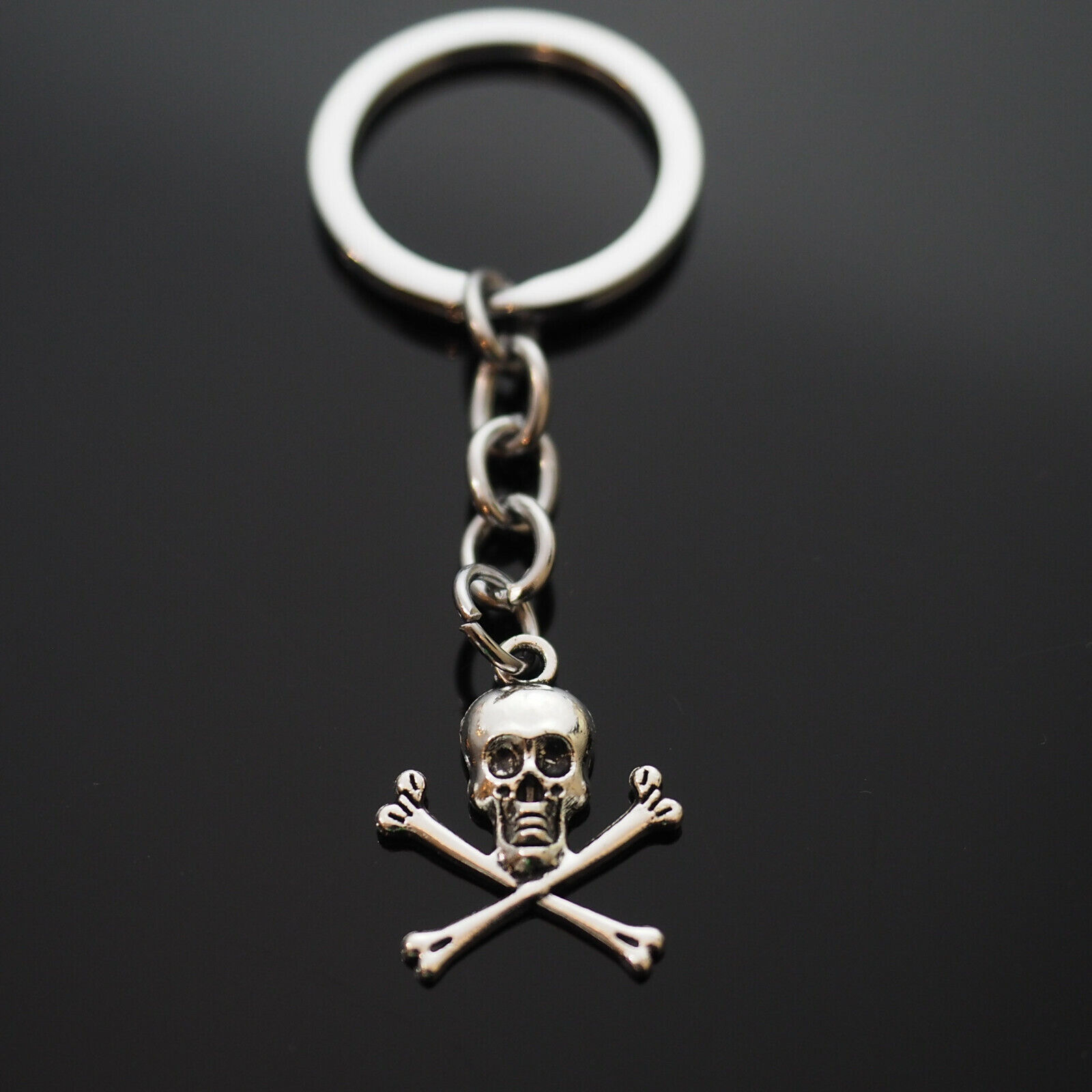 Pirate Skull Jolly Roger Cross Bones Silver Metal Keychain Gift 24x19mm