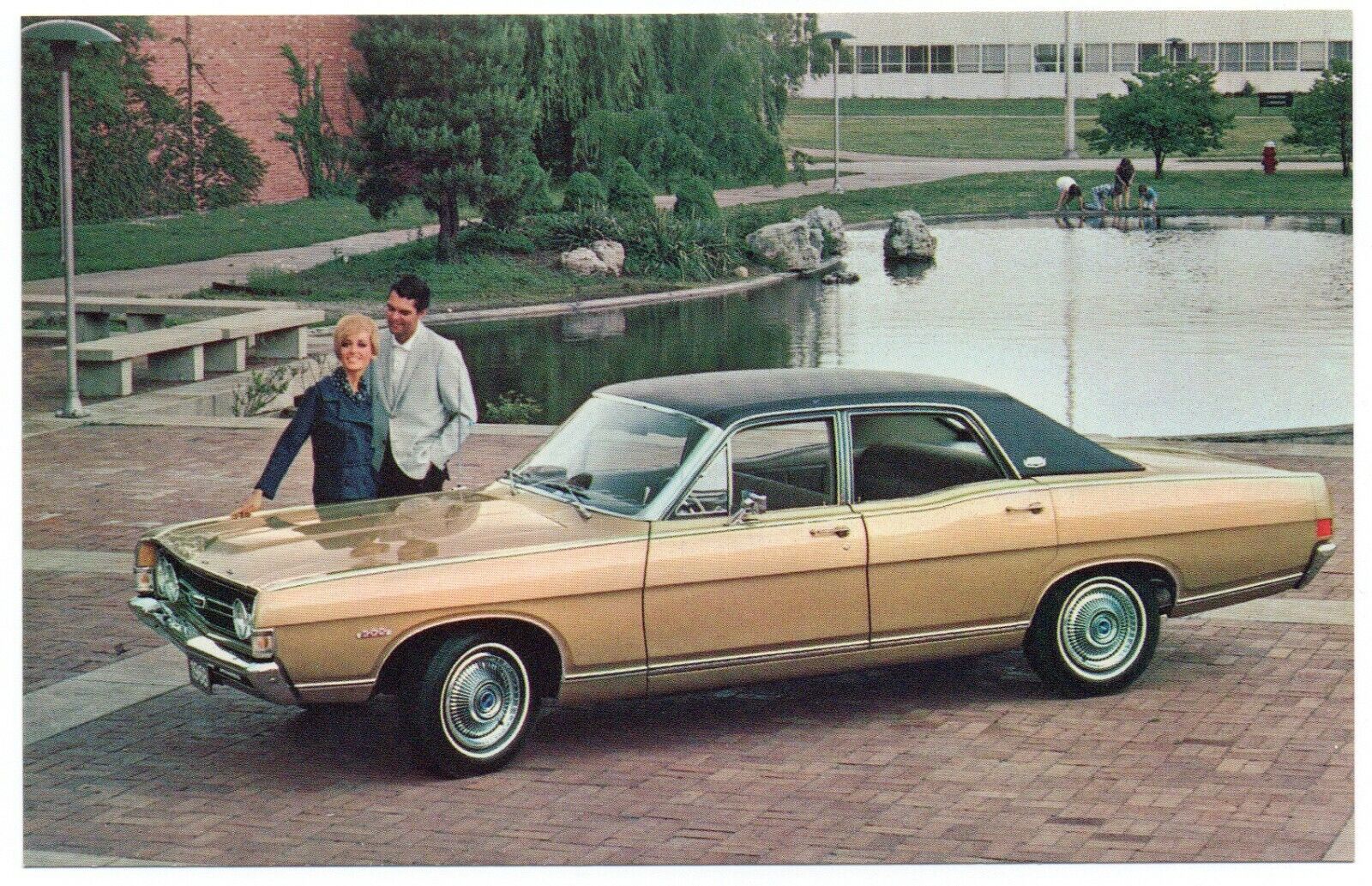 1968 Ford TORINO 4-DOOR SEDAN Original Dealer Promotional Postcard UNUSED VG+ ^
