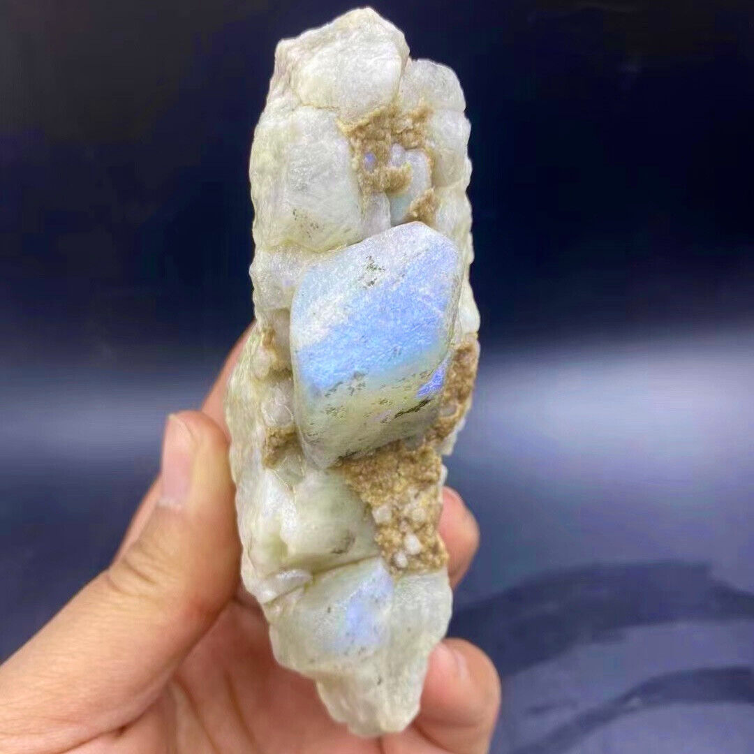 225G Natural Moonlight Stone Quartz Crystal Mineral Specimen Crystal cluster