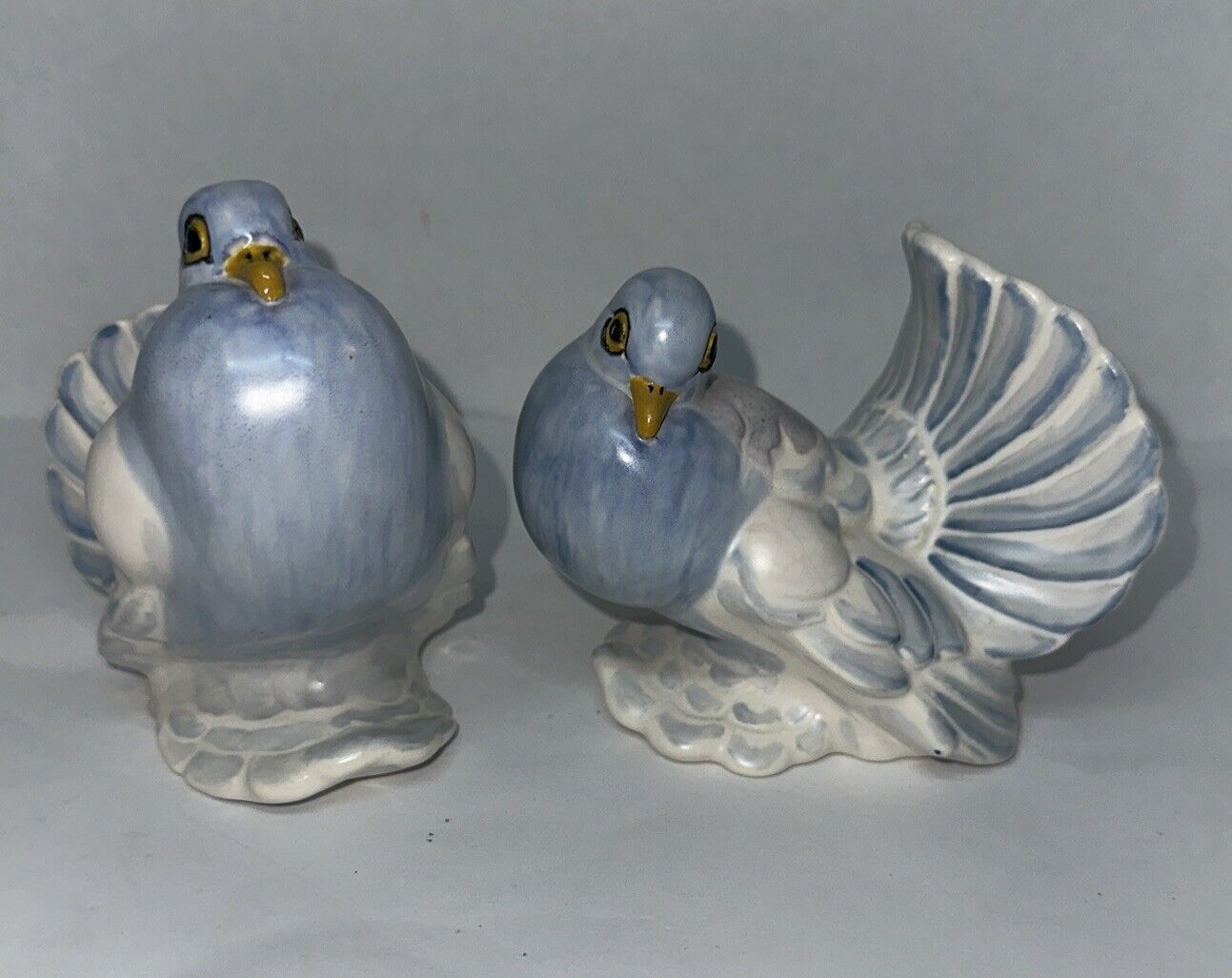 Doves Ceramic Products Blue & White Doves, Pigeons Satin Finish Vintage 4.5x4.5”