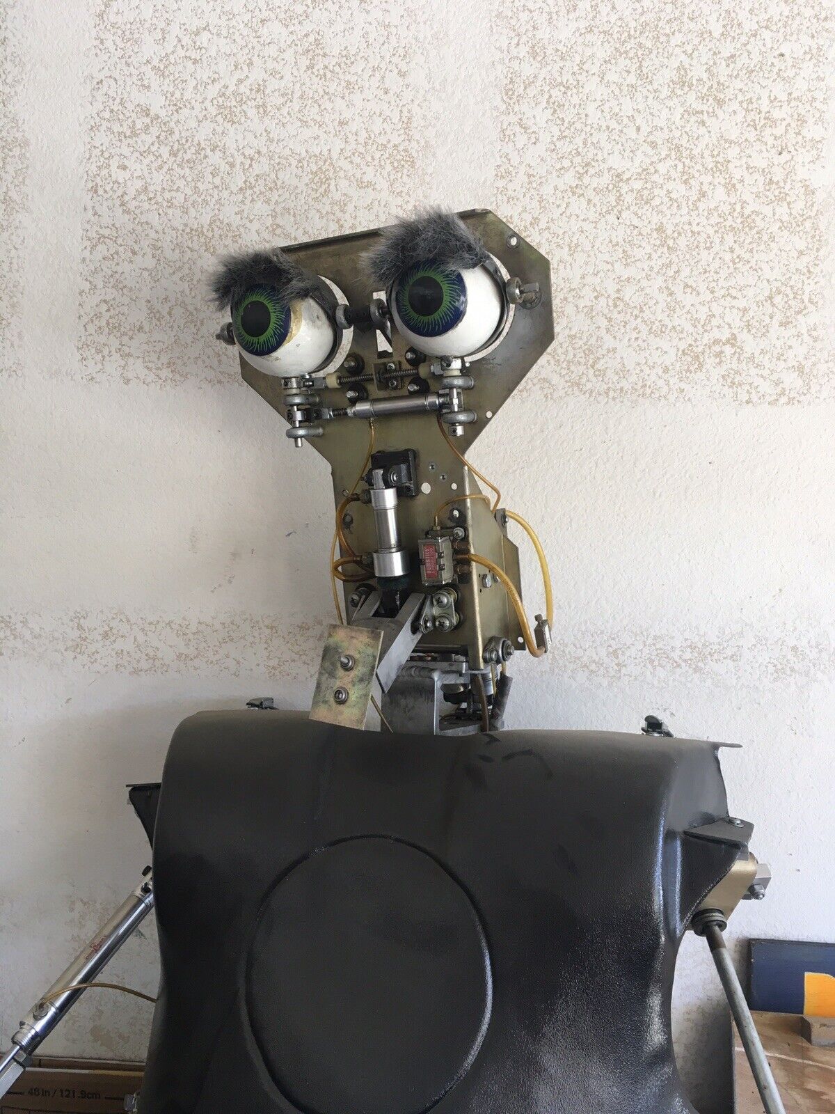 Chuck E Cheese Animatronic Robot 
