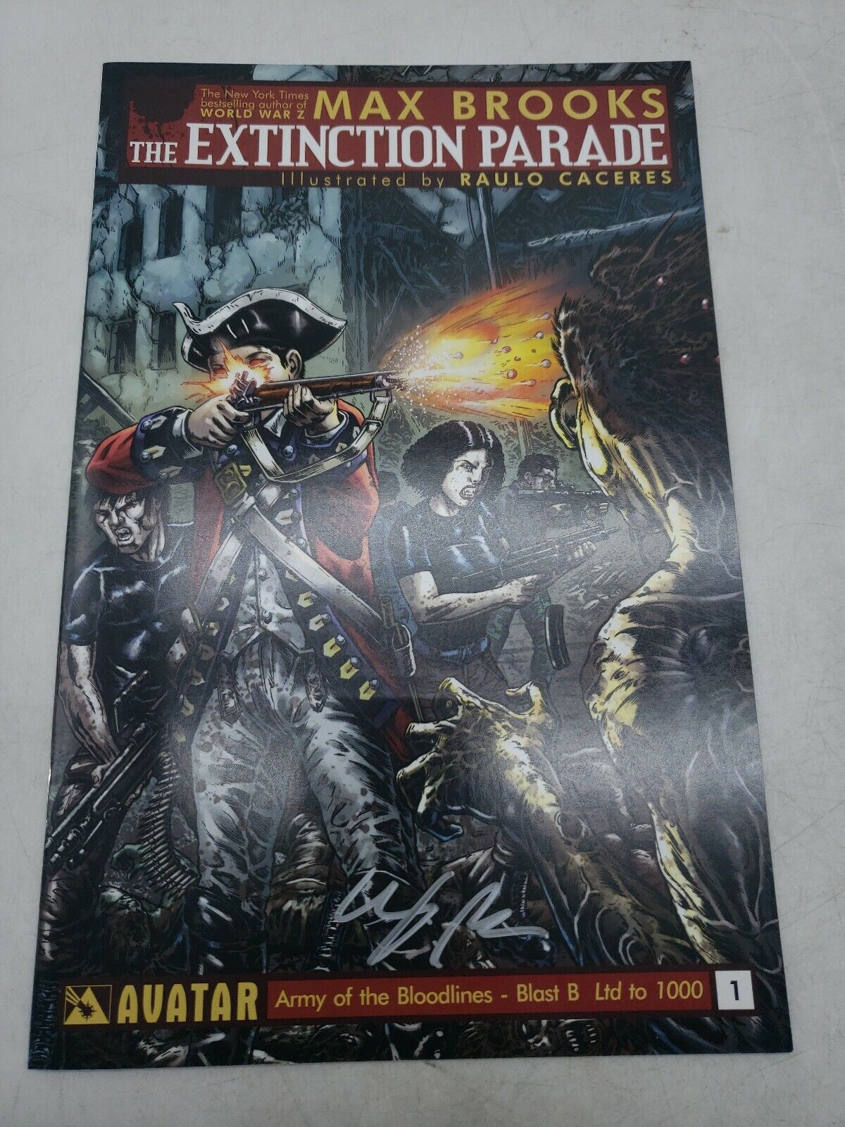 EXTINCTION PARADE #1 Variant Cover Avatar Comics signed auto limited 1000 g5b76