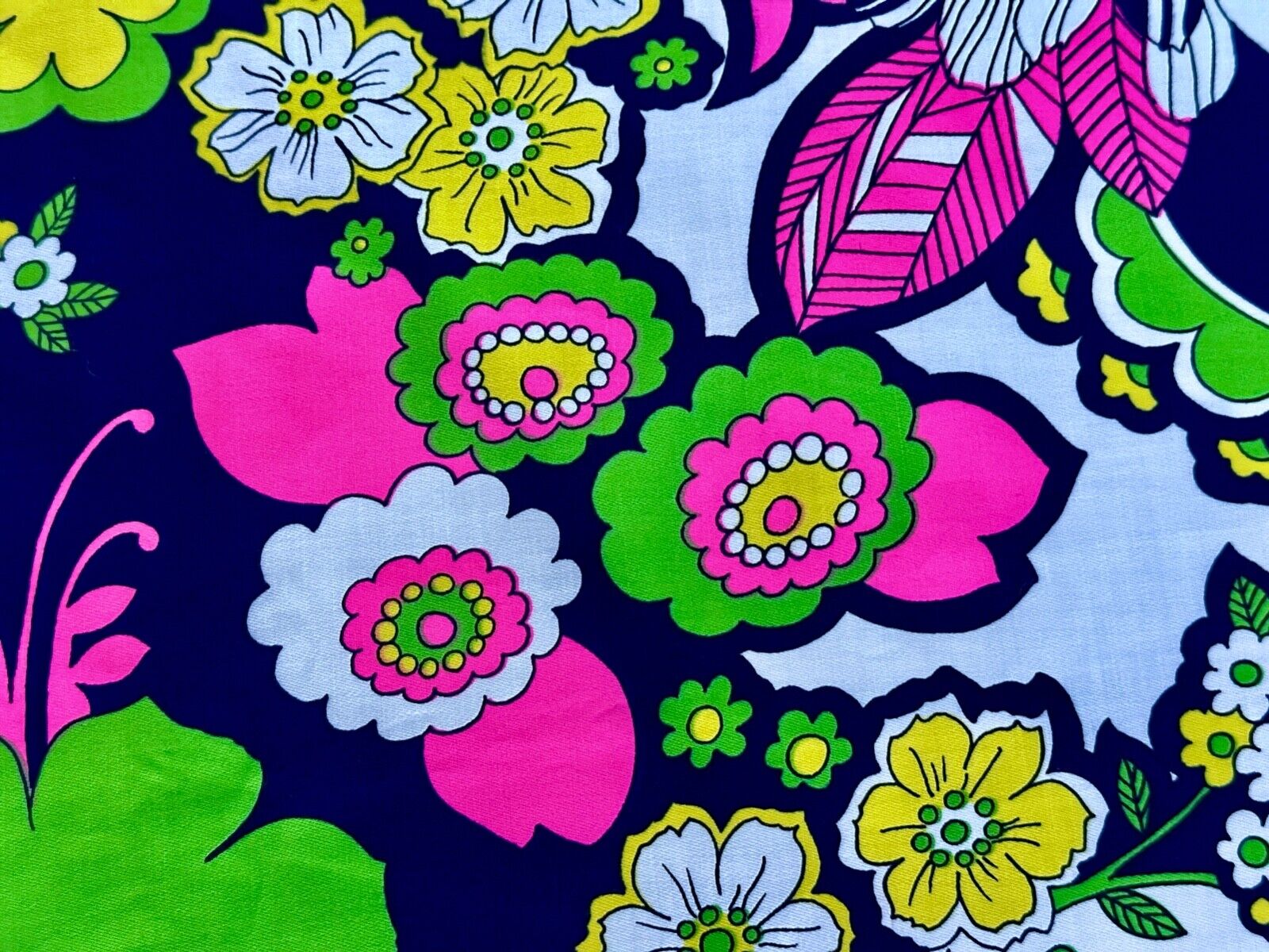 Peter Max Inspired ELECTROMAGNETISM Flower Power Barkcloth Era Vintage Fabric