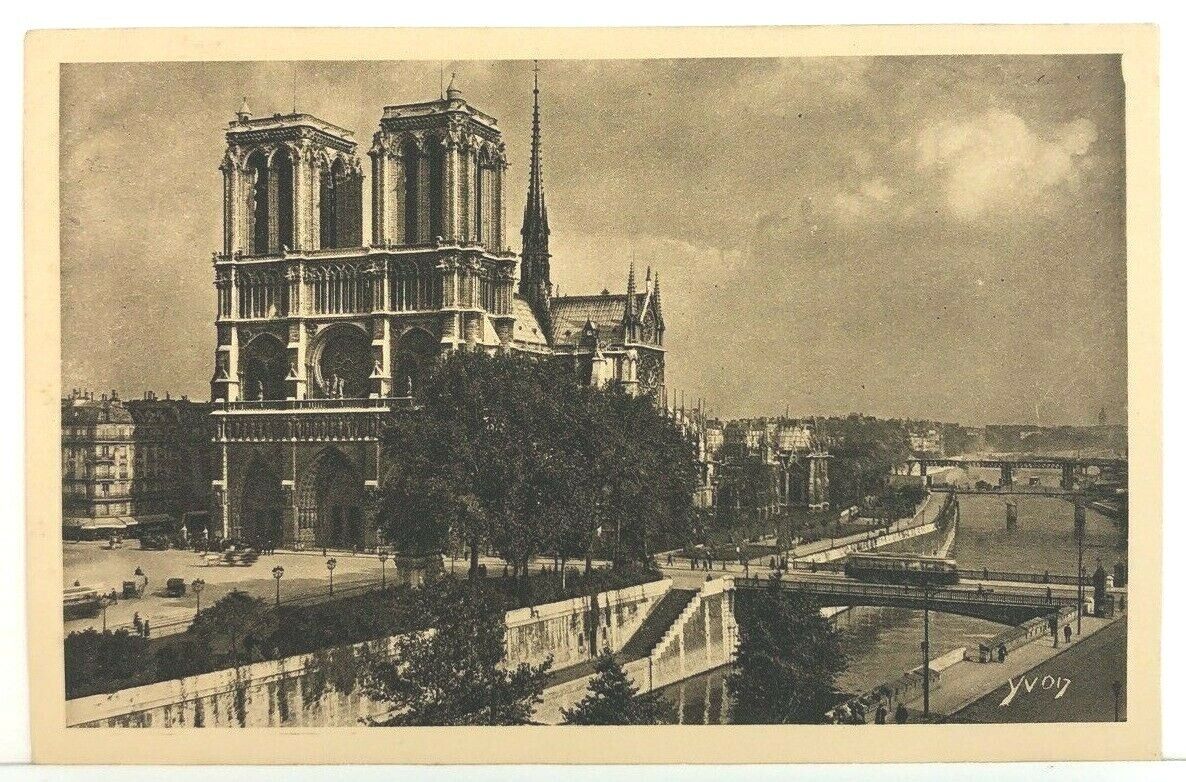Postcard Notre Dame EN FLANANT Edition d\'Art YVON Paris Series 4 No 75 France
