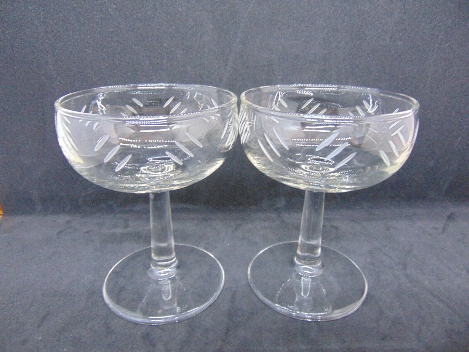Vintage Champagne Glasses Rain by Javit Pattern  Set of 2