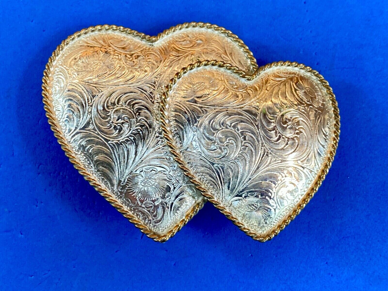 Vintage belt buckle by Maplamex GM13 Mexico. - Western Dual Two Hearts 