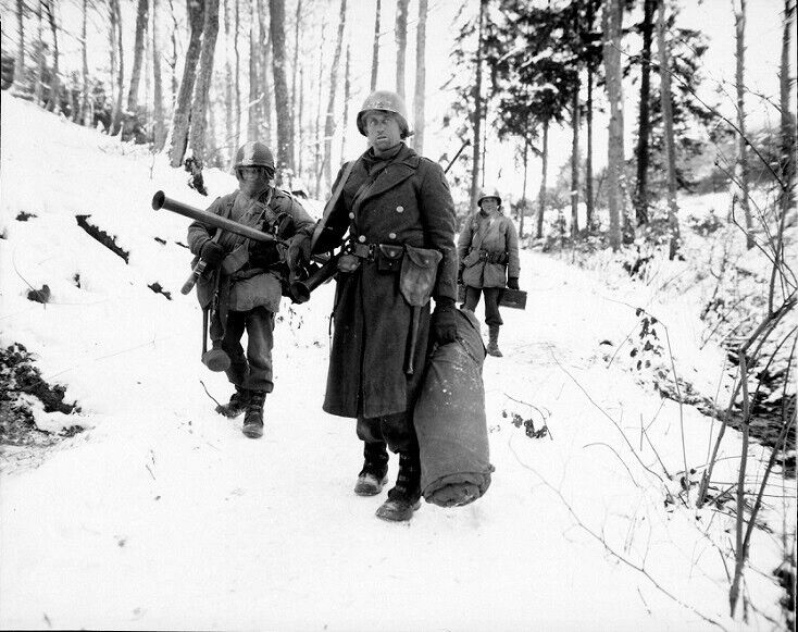 U.S. Soldiers during the Battle of the Bulge 8\