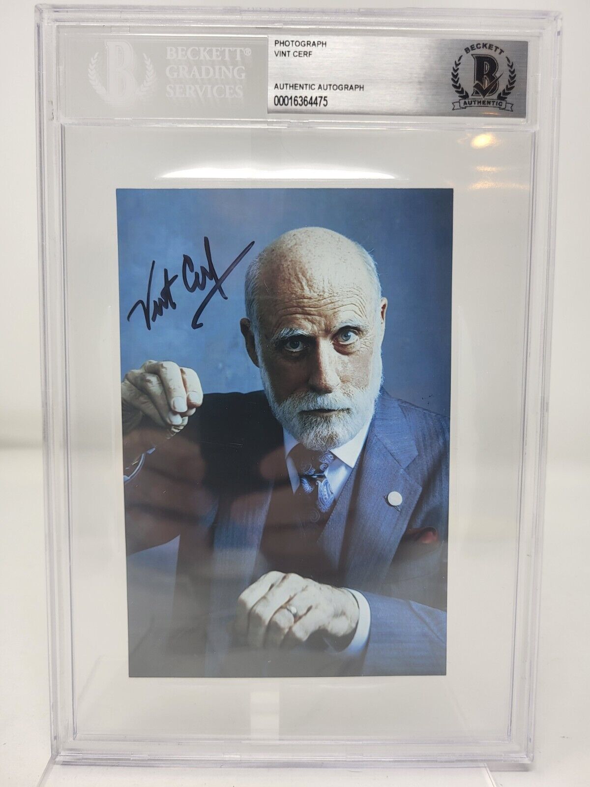 Vint Cerf signed 4x6 photo TCP/IP Father of the Internet Beckett