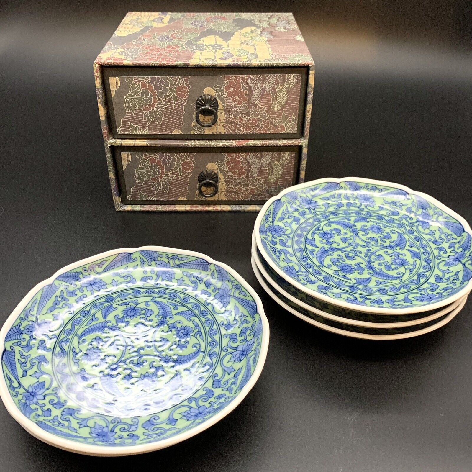 Japanese Porcelain KOZARA Small Plates 5pc 5.25
