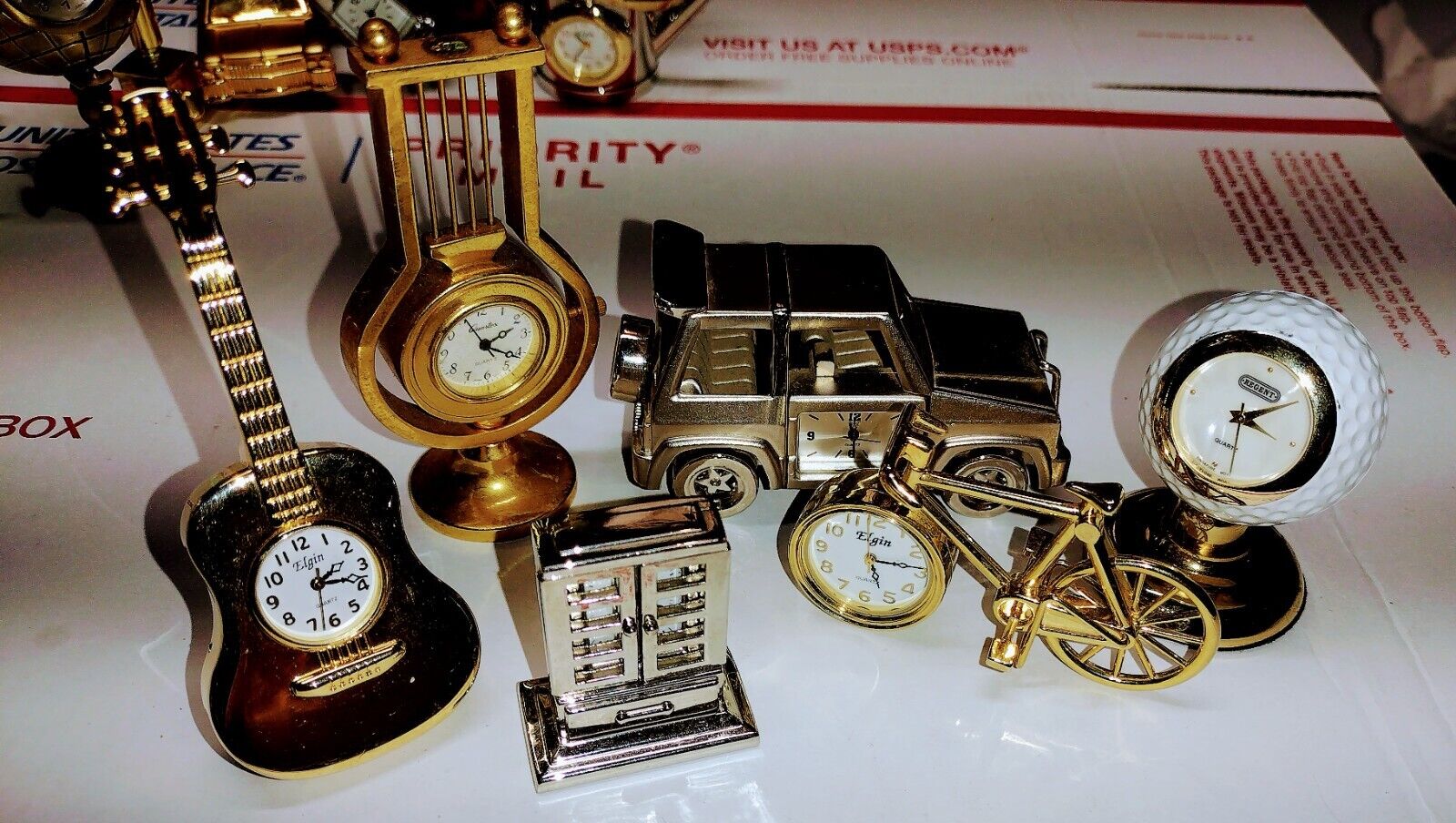 Lot of 6 miniature novelty clocks #3