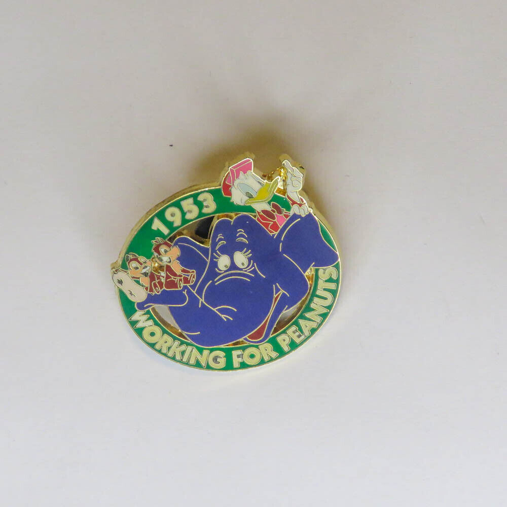 Disney DS  Working for Peanuts  100 Years of Dreams #88 Pin