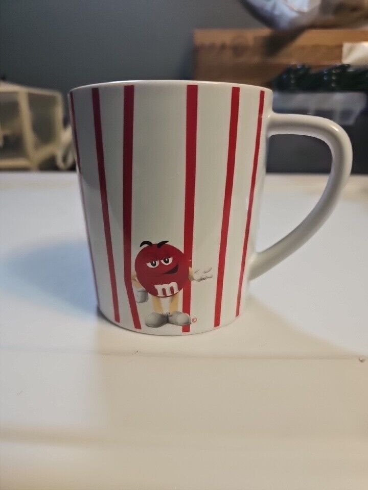 M&M\'s World Red Vertical Stripes Ceramic Coffee Mug 2017 14oz