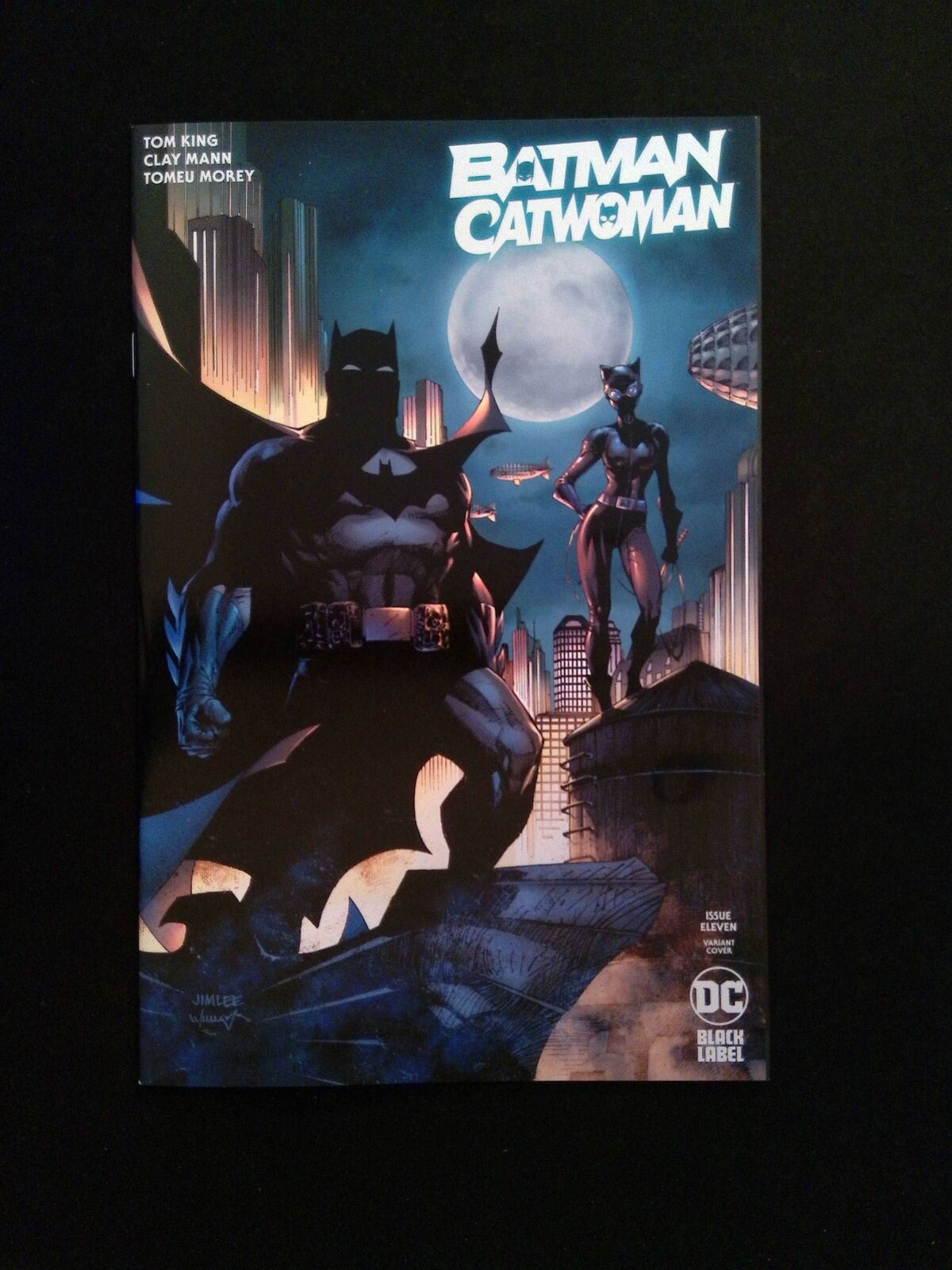 Batman Catwoman #11B  DC Comics 2022 NM+  LEE VARIANT