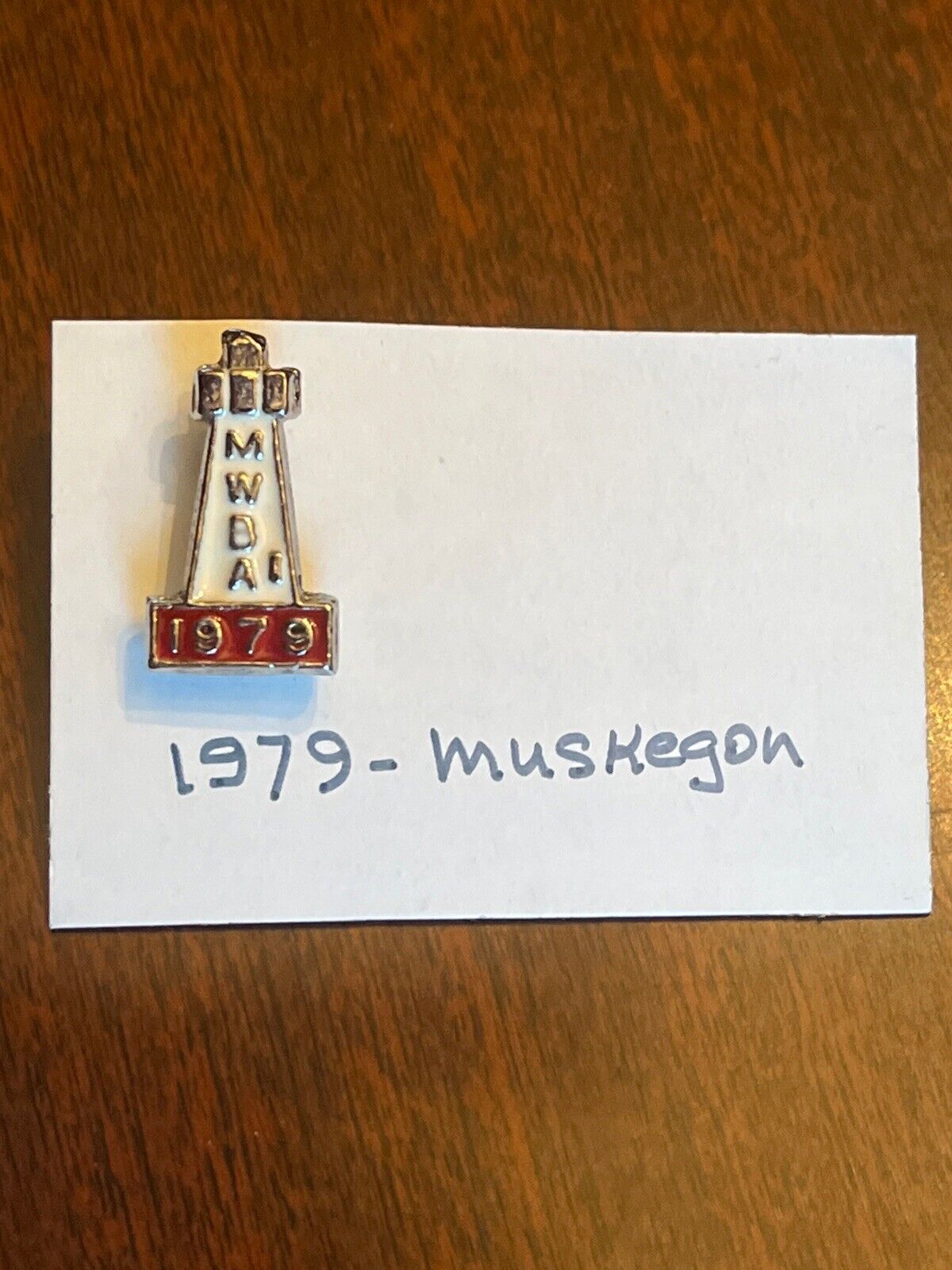 Vintage 1979 Lapel Hat Pin Pinback MWBA Bowling State Pin Muskegon Michigan EUC