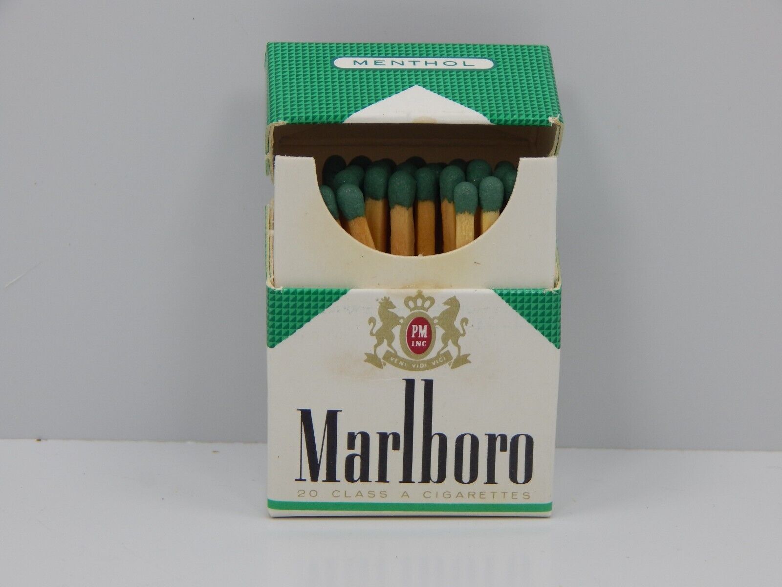 Vintage MARLBORO Menthol Cigarettes Matches Flip Top Mini Box Eddy Match Canada