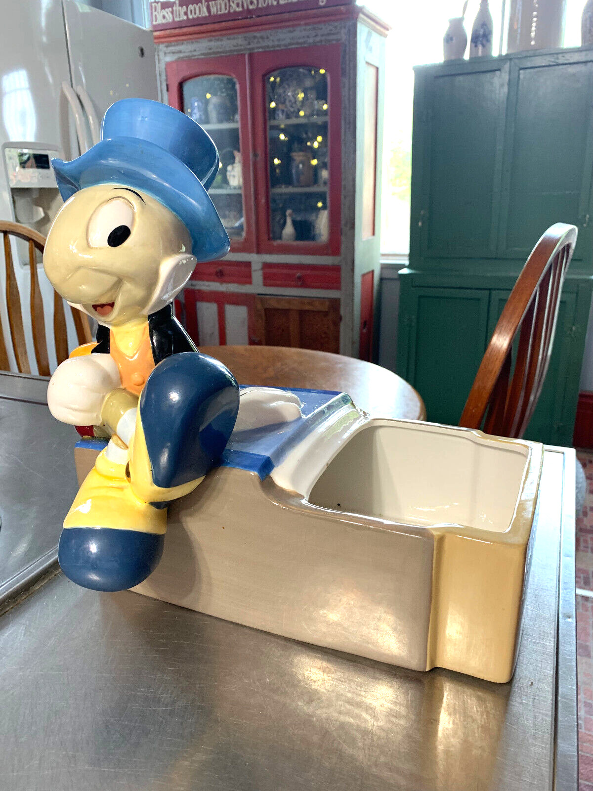 SUPER RARE Jiminy Cricket Pinocchio Disney Auctions Burbank Calif planter LE 350