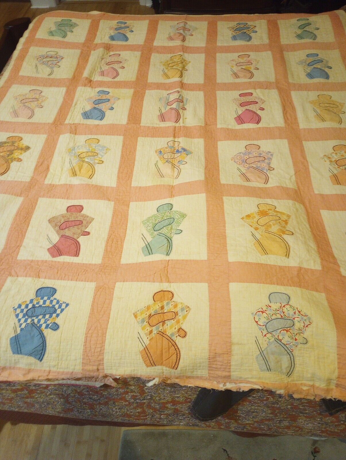 Vintage Sue Bonnet Holly Hobby Quilt Full Size Pink Patchwork Little Girls