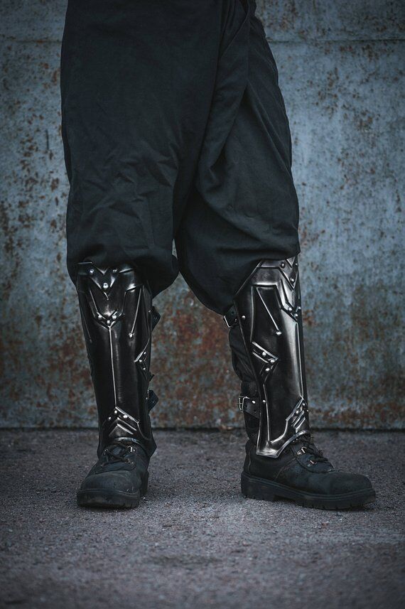 Halloween Medieva LARP Armor Legs Protection Blackened Dwarf Style Greaves Armor