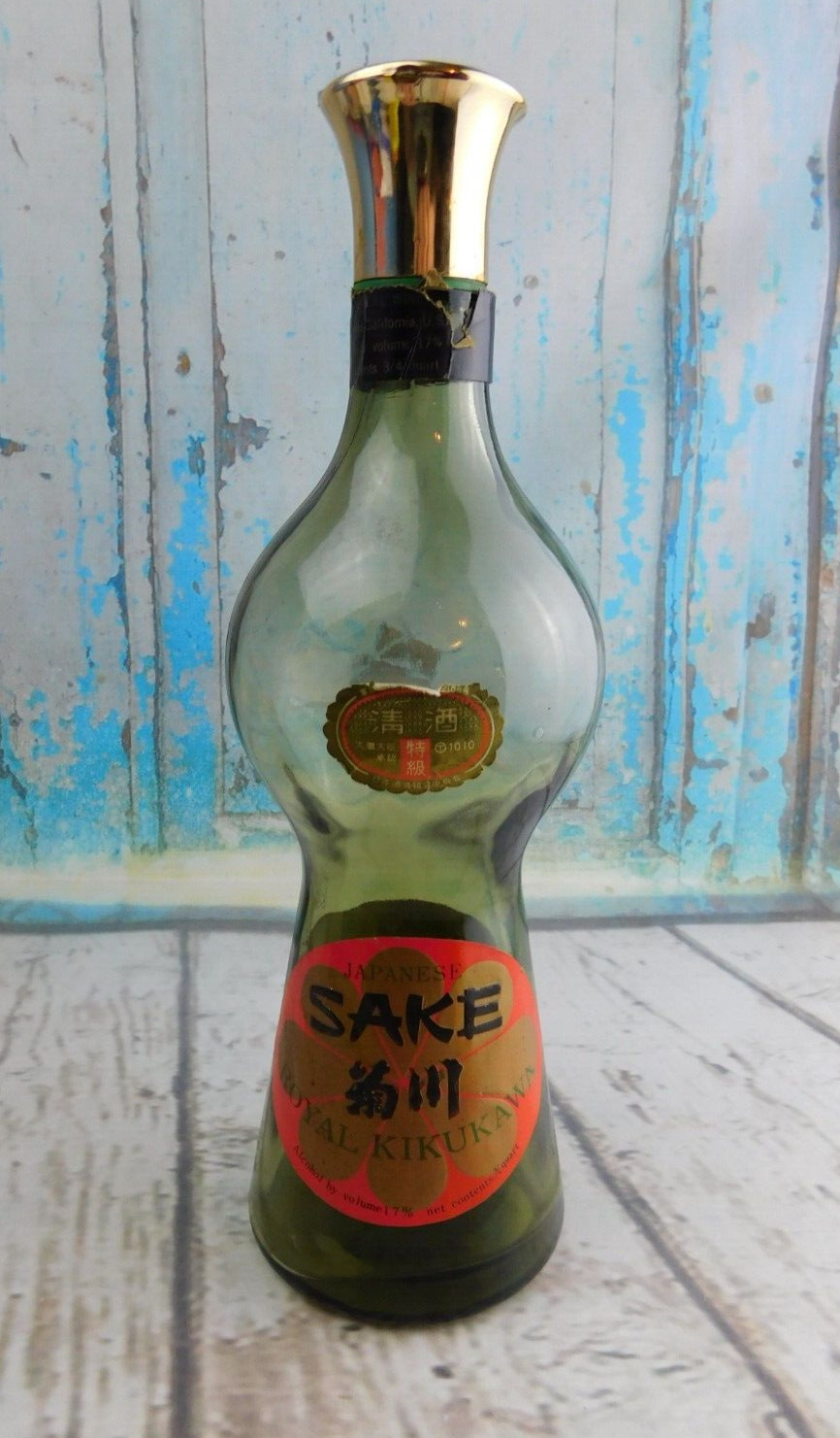 Vintage Japanese Sake Royal Kikukawa Bottle Decanter 3/4 Quart (EMPTY)