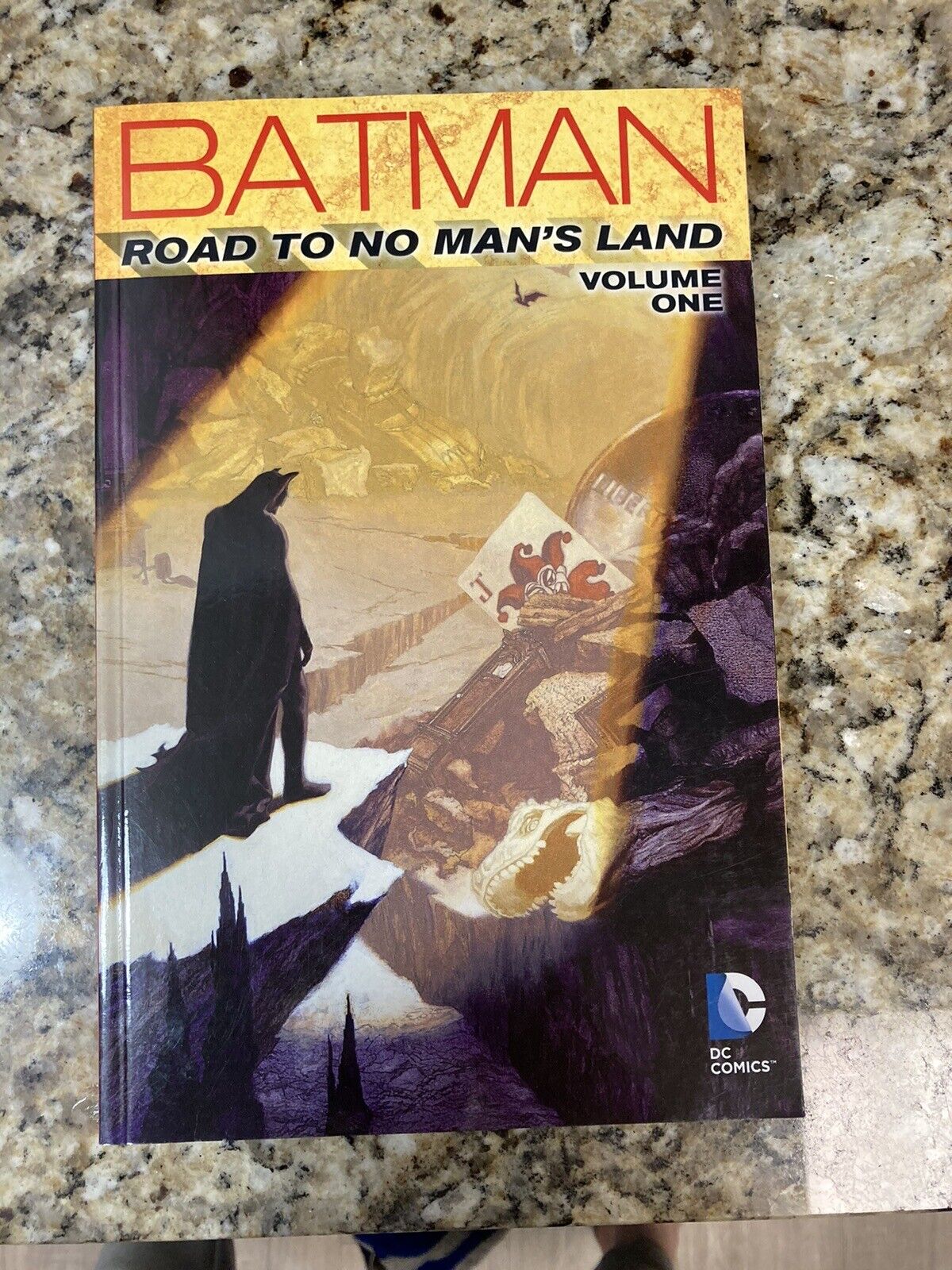 Batman: Road to No Man's Land Vol. 1.  TPB. DC Comics.