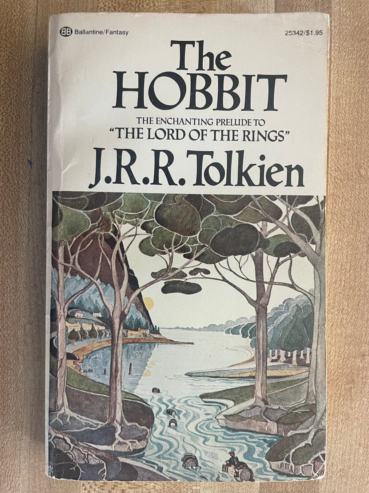 J.R.R. Tolkien THE HOBBIT 1977 Lord Of The Rings Great Cover Art Photo