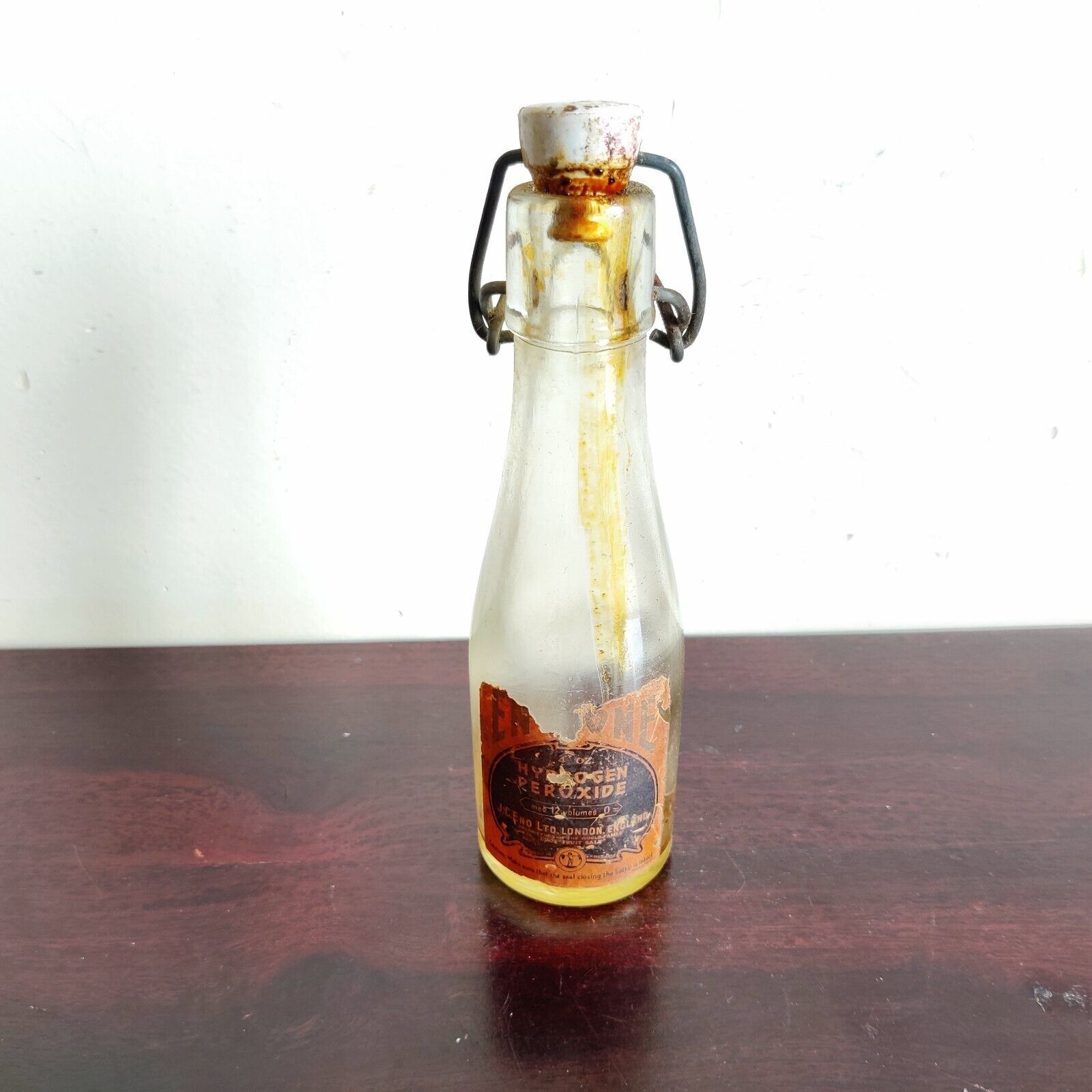 1930s Vintage Hydrogen Peroxide J C Eno Ltd Clear Glass Bottle Decorative G974