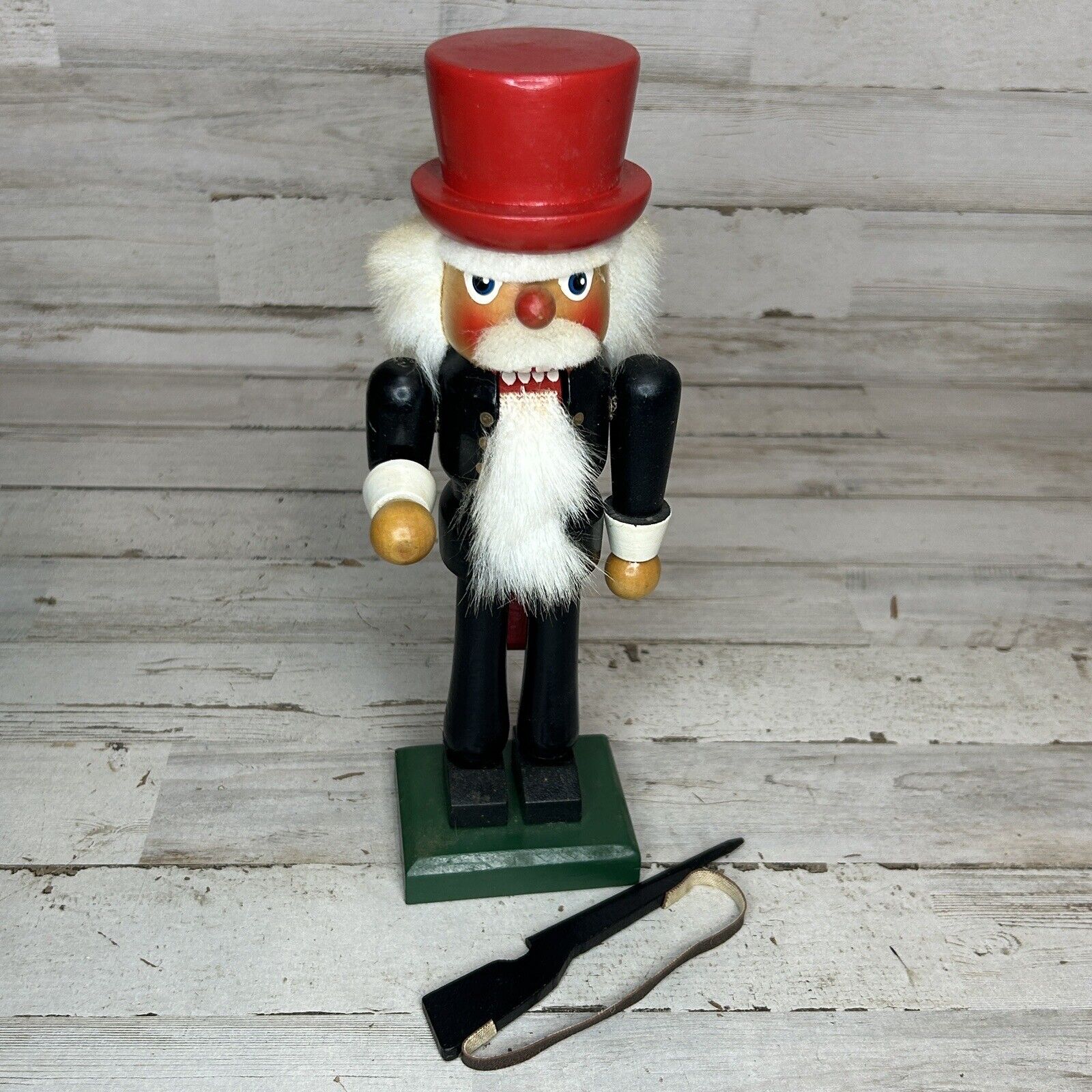 Vintage Wooden Nutcracker w/ Rifle Christmas Decor Toys 9.5”