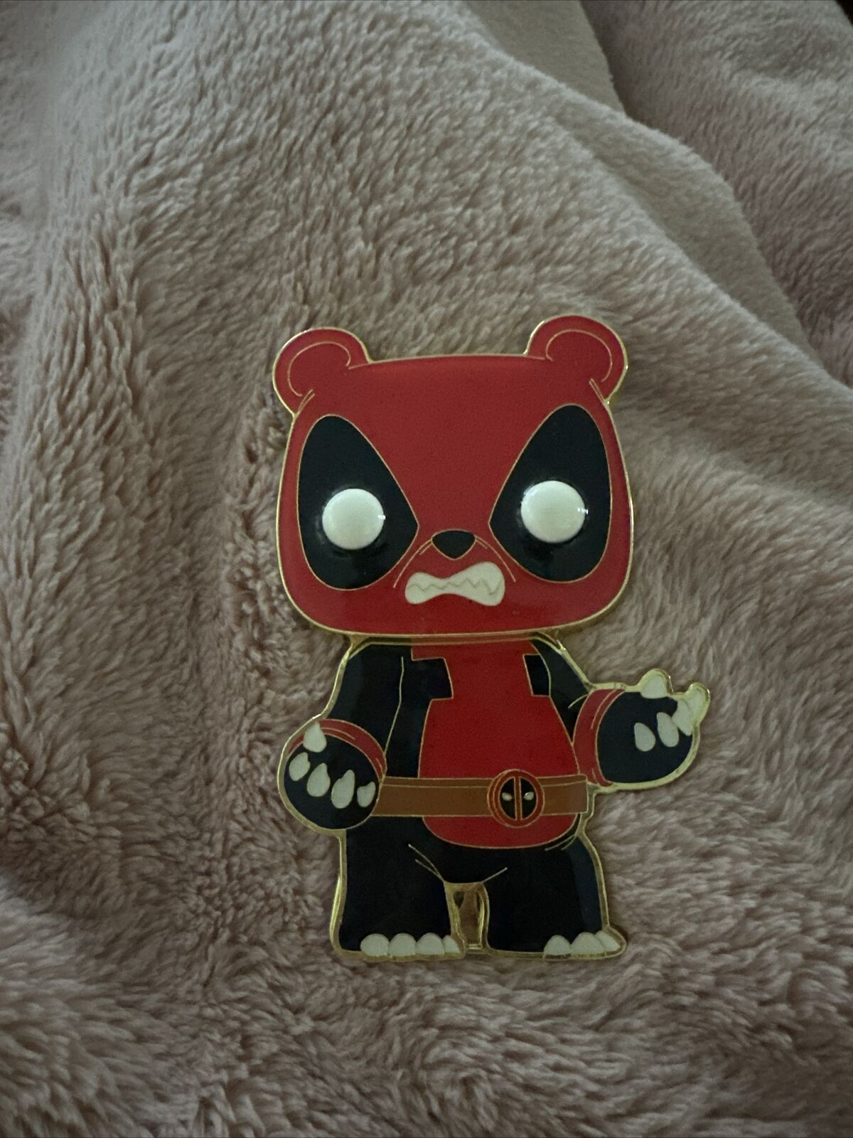Funko POP Pin Marvel Panda Deadpool