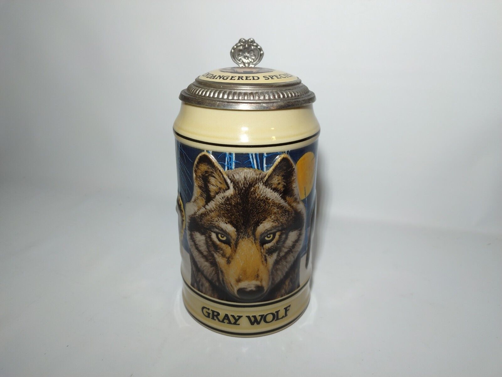 Budweiser Endangered Species Stein Gray Wolf Beer Mug Vintage 1993 w Certificate