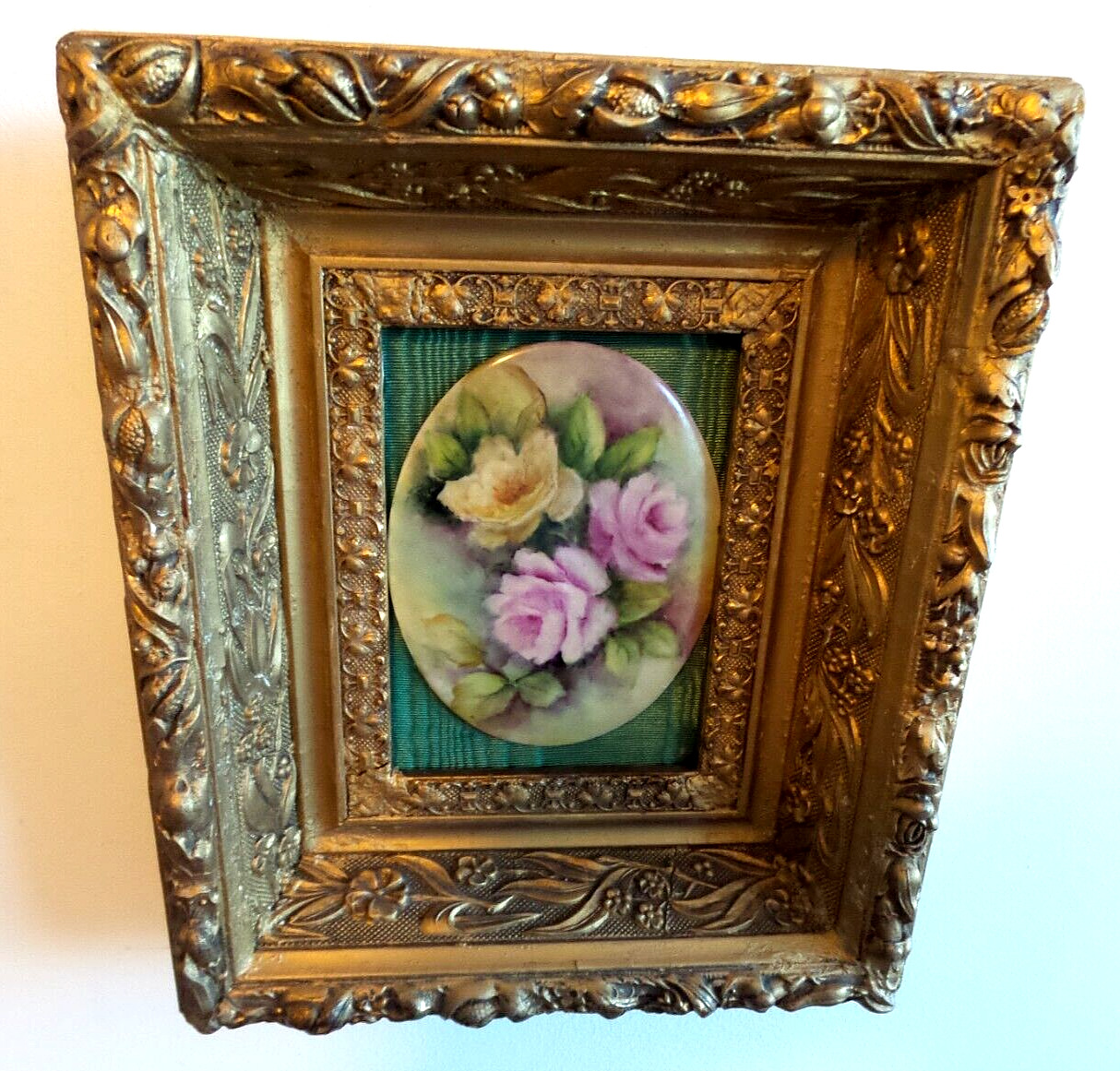 ANTIQUE WOOD GOLD GILT GESSO FRAME WITH HANDPAINTED TILE ROSES