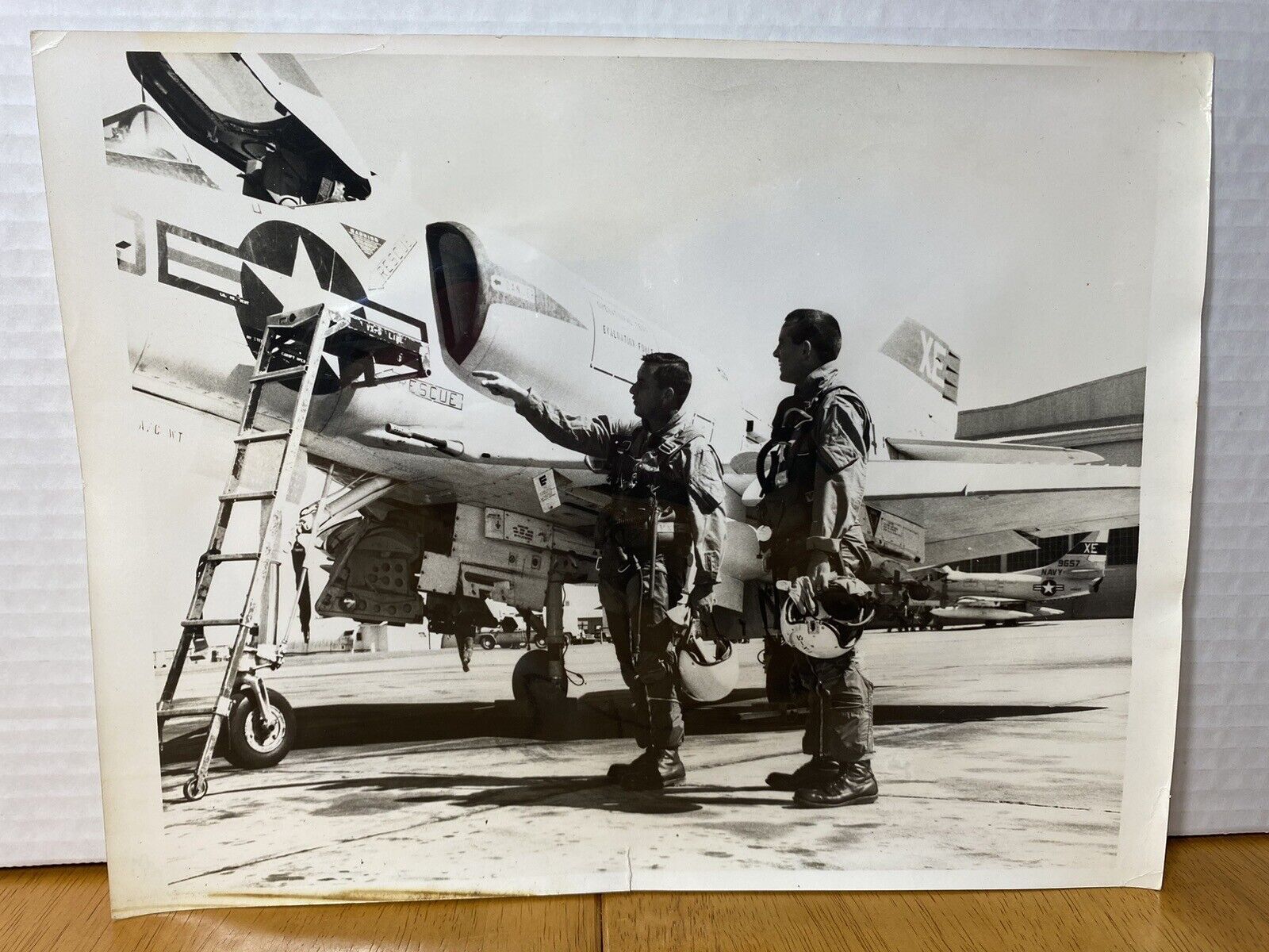 DOUGLAS A-4 EX-5 SKYHAWK NAVY PILOT CLARK - NAVY PILOT WARD XE 5064 SEP-1966