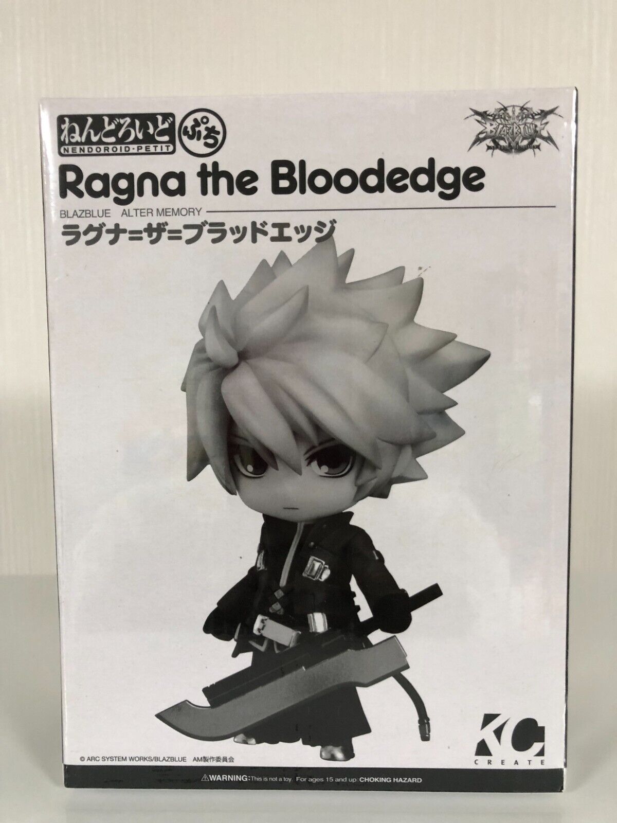 Japan Anime Figure BlazBlue Ragna the Bloodedge Nendoroid Petit & DVD