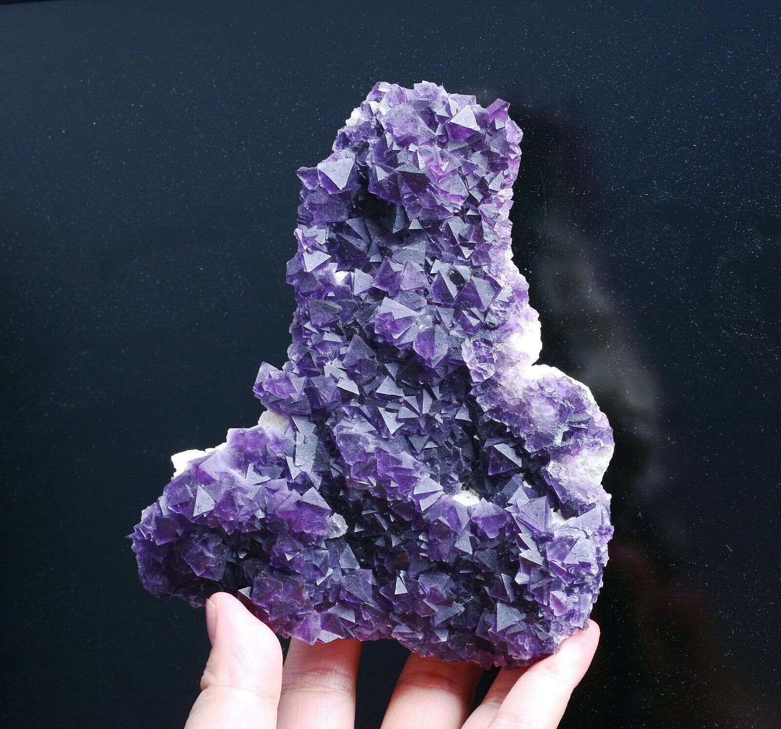 608g Natural Newly DISCOVERED RARE PURPLE FLUORITE MINERAL SPECIMEN /China