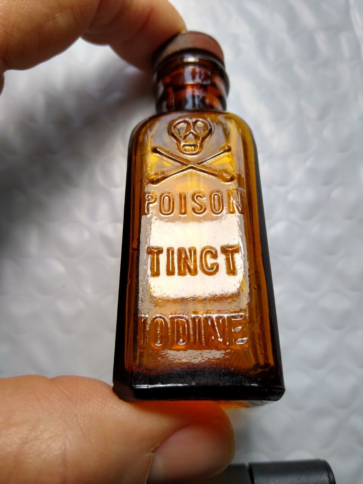 Antique Poison Bottle Amber Brown Glass Dauber Skull Bones TINCT Iodine K4 Base