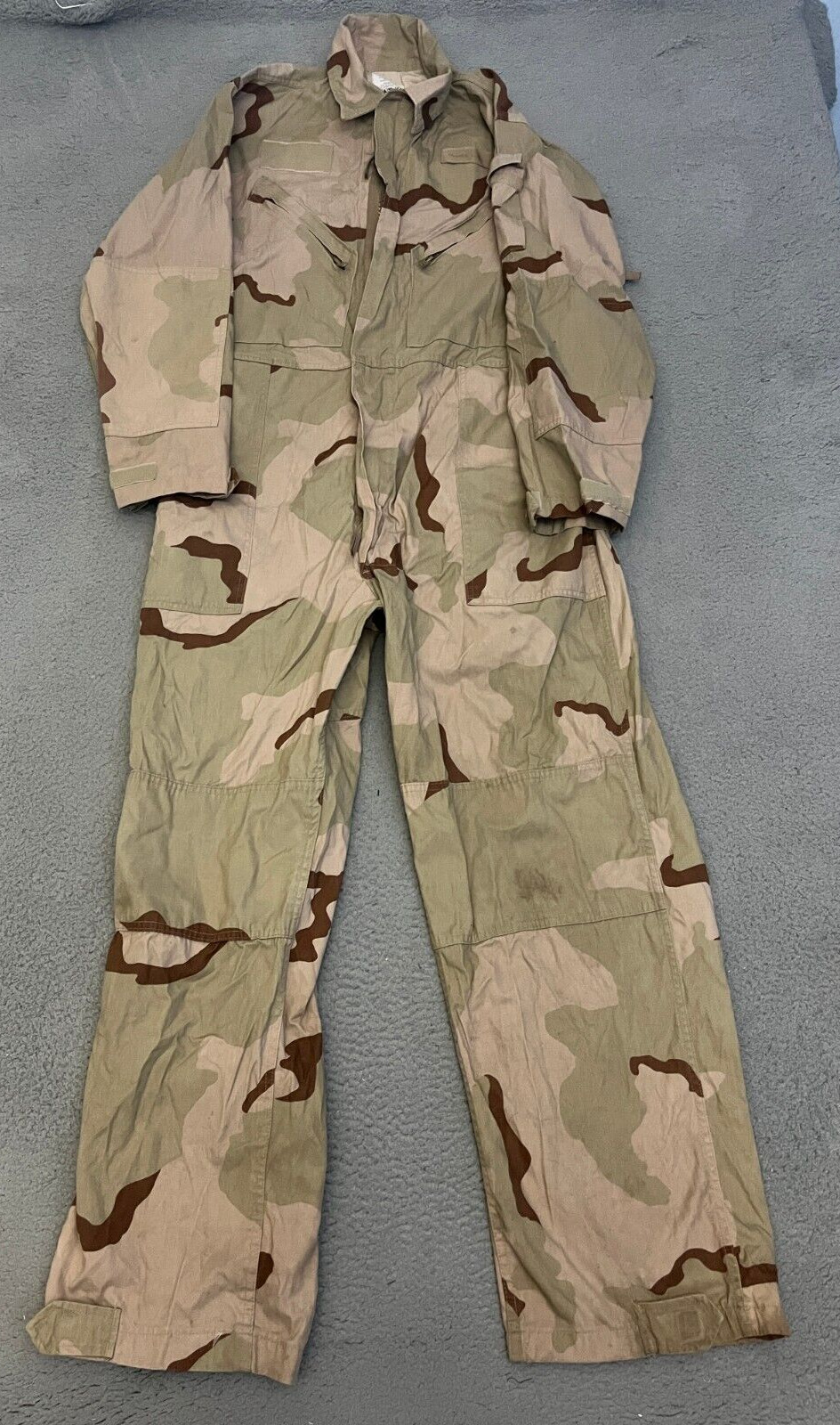 US Military Coveralls Mens Size L Mechanics Cold Weather Camo Type II Desert