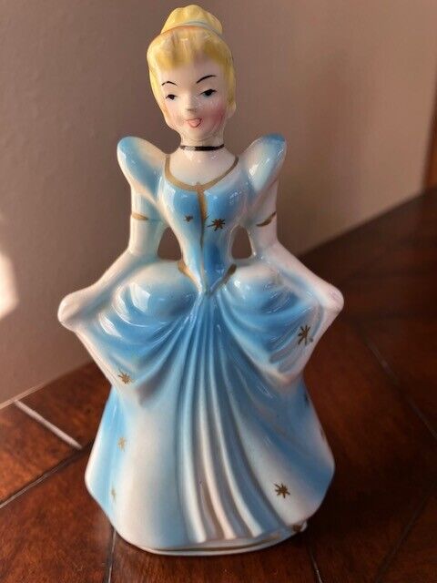 Vintage Wales Cinderella Porcelain Figure Disney 1960s