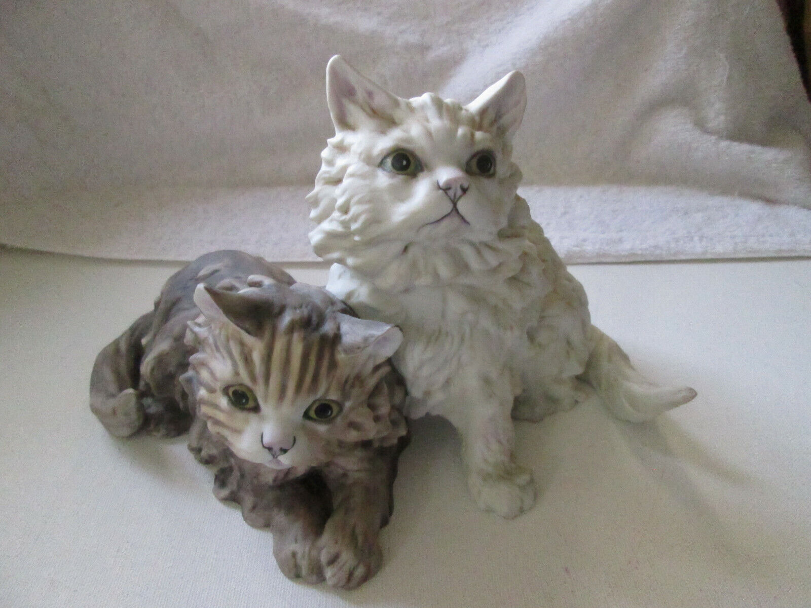 Kaiser Porcelain Figurine Two cats Hand Painted by GAWANTKA 490