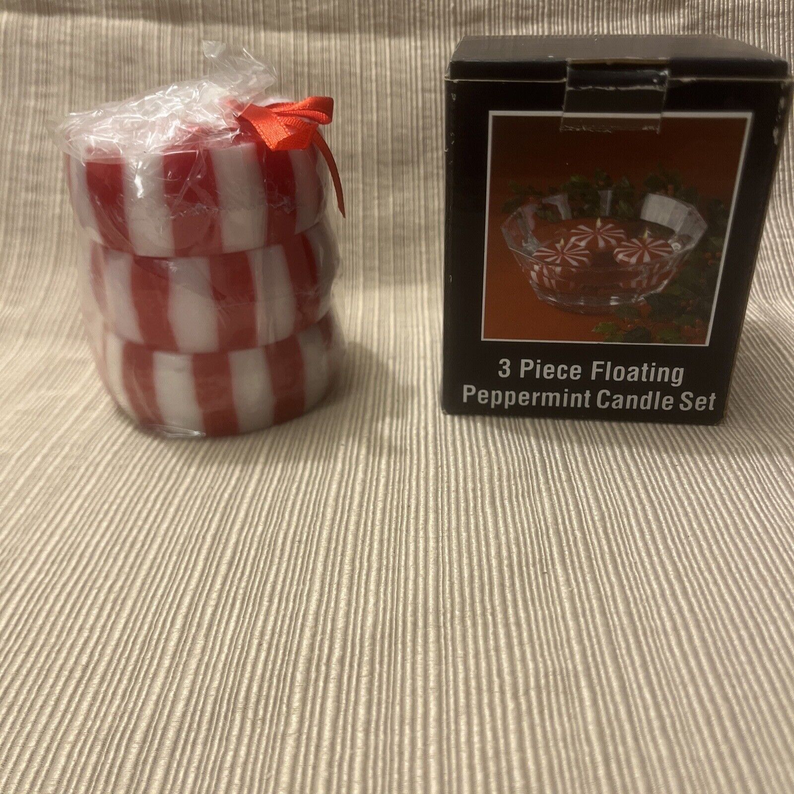 3 Piece Floating Peppermint Candle Set (NIB) 