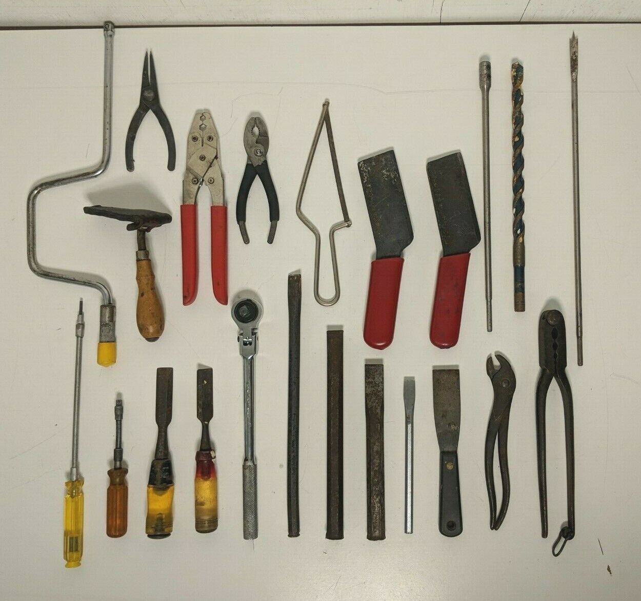 23 Pc. Assorted Hand Tool Set [Lot B]