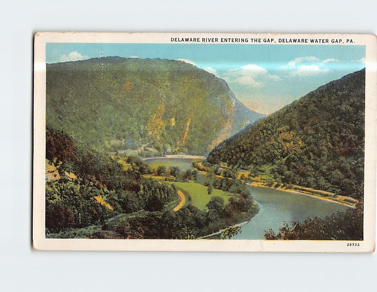 Postcard Delaware River Entering the Gap Delaware Water Gap Pennsylvania USA