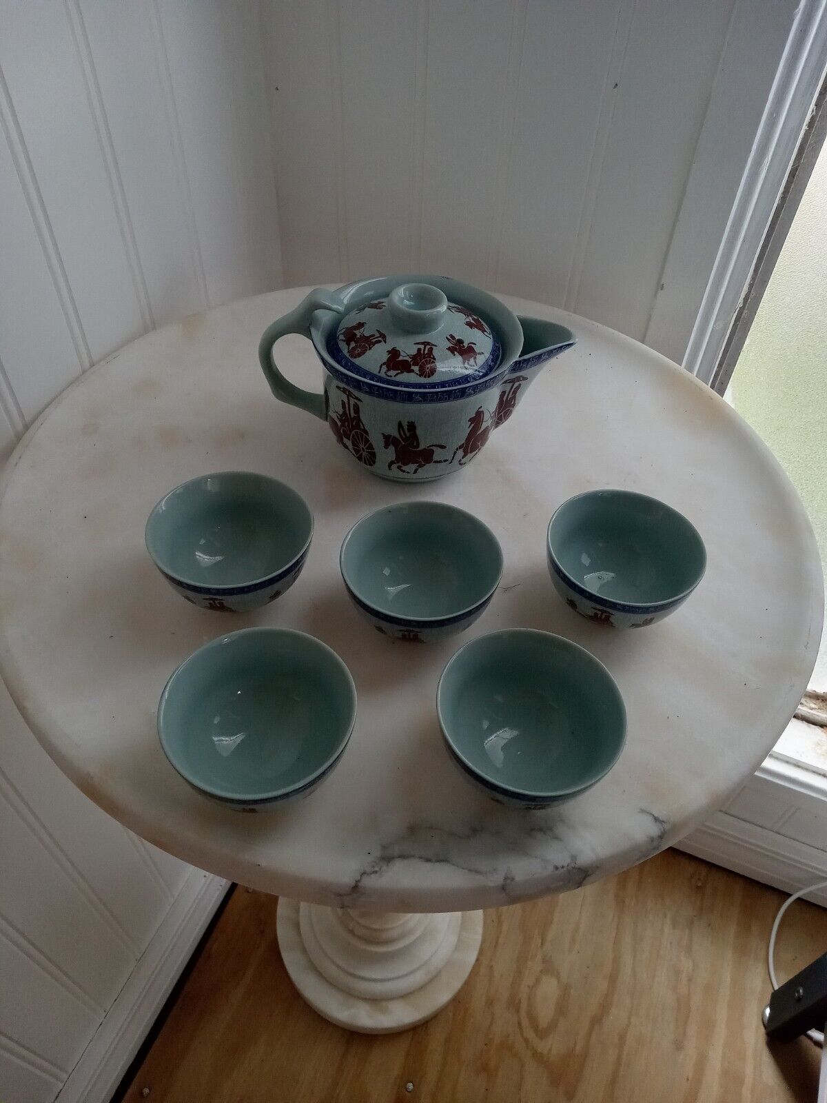 6 Piece Beautiful Japanese Tea Set 5 Cups and Tea Pot
