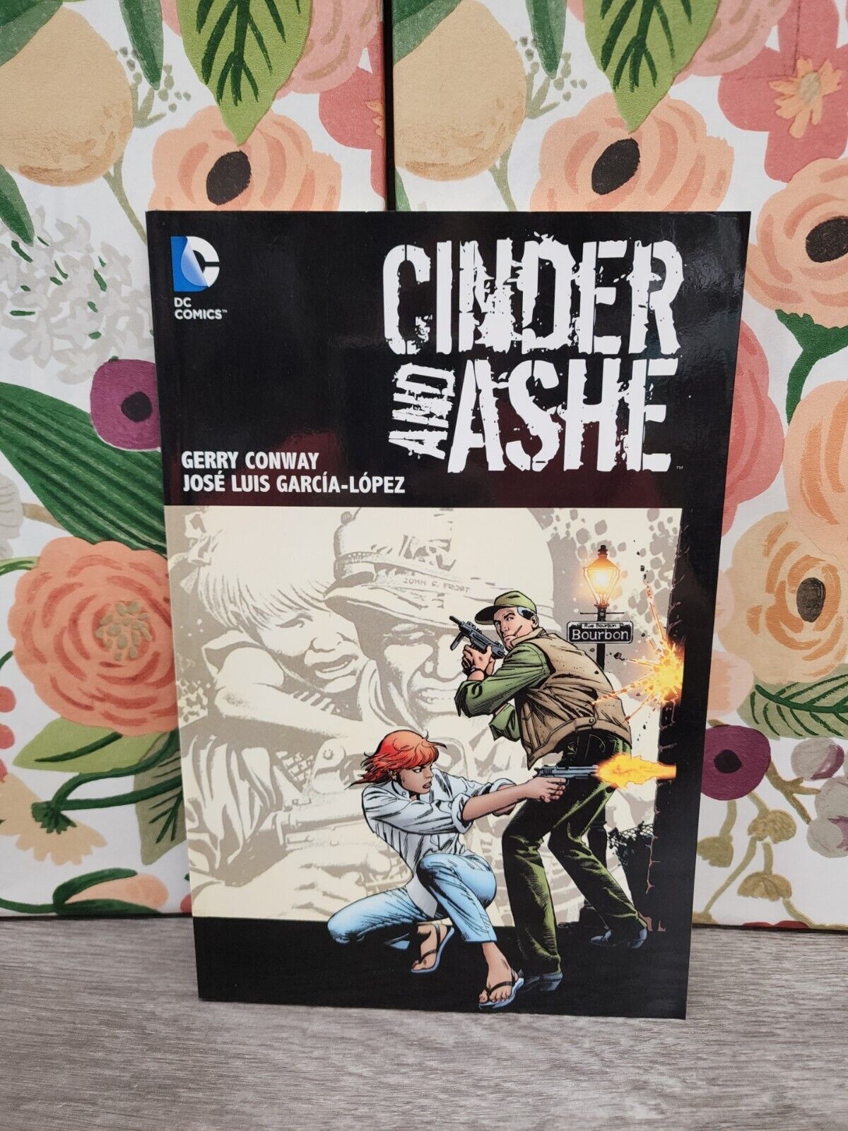 DC Comics Cinder And Ashe By Gerry Conway (Paperback)