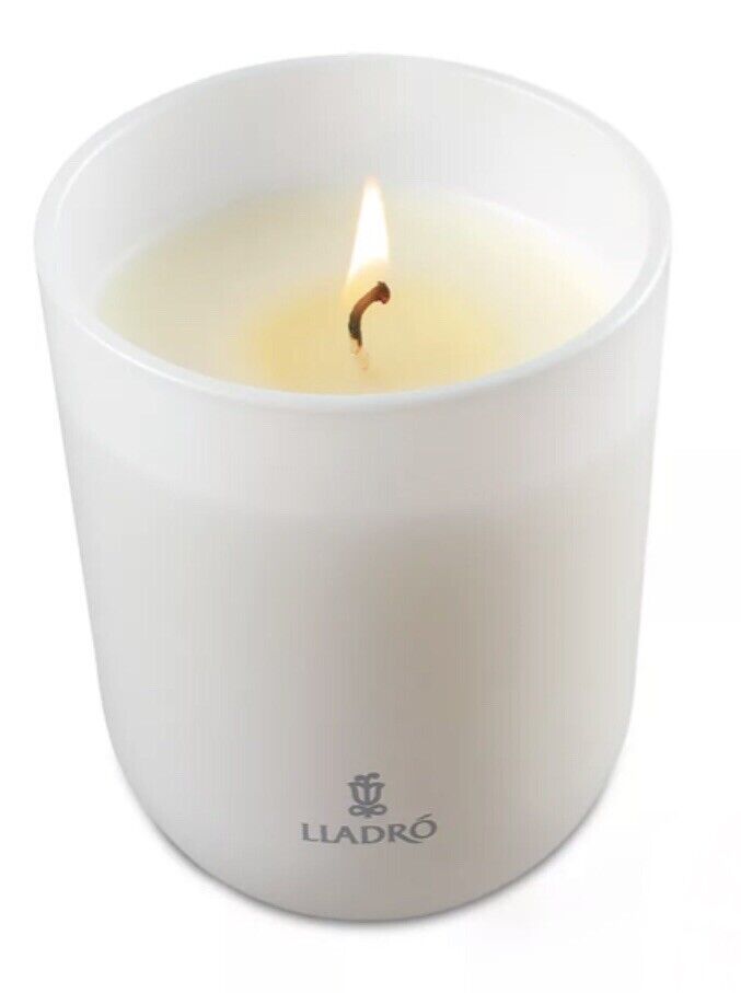 Lladro Echoes Of Nature Tropical Blossoms Candle In Porcelain Jar, Retails $65