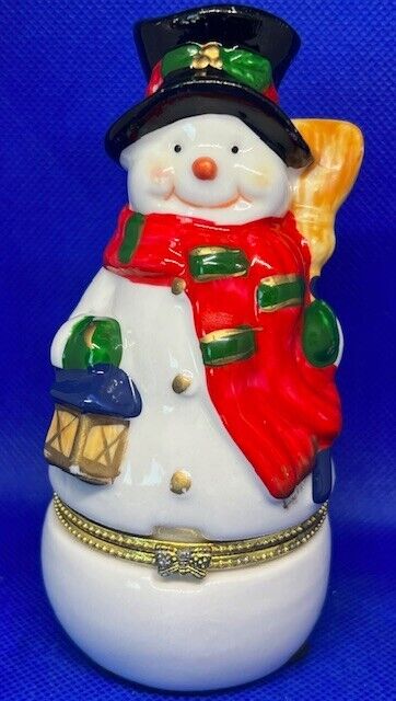Vintage Porcelain Christmas Snowman Hinged Jewlery Trinket Box