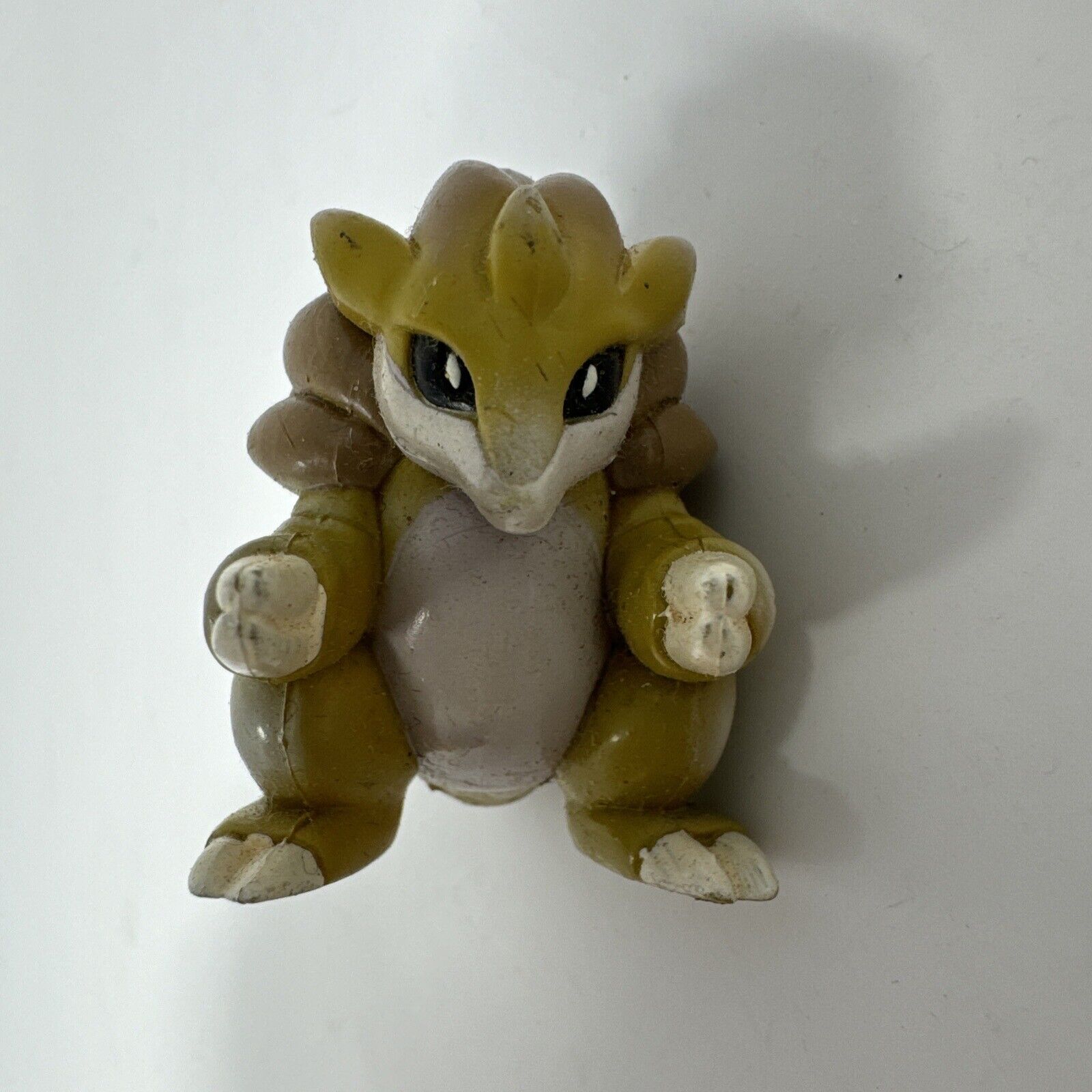 Vintage 1999 Tomy Nintendo Pokemon Genuine Sandslash #28 PVC Mini Figure 2\