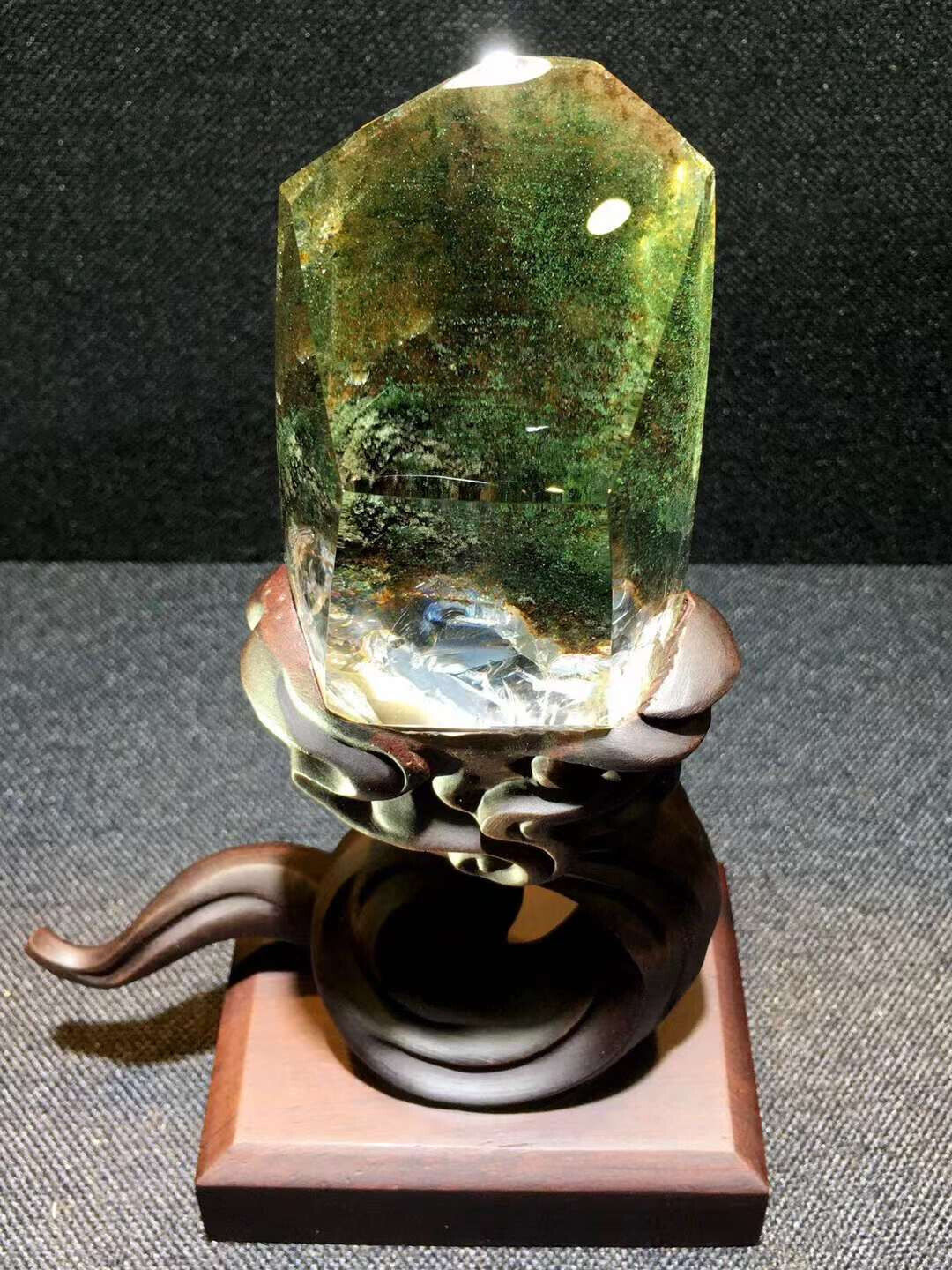 223g  Top Natural Green Ghost phantom quartz crystal Raw Gemstone Decor Reiki