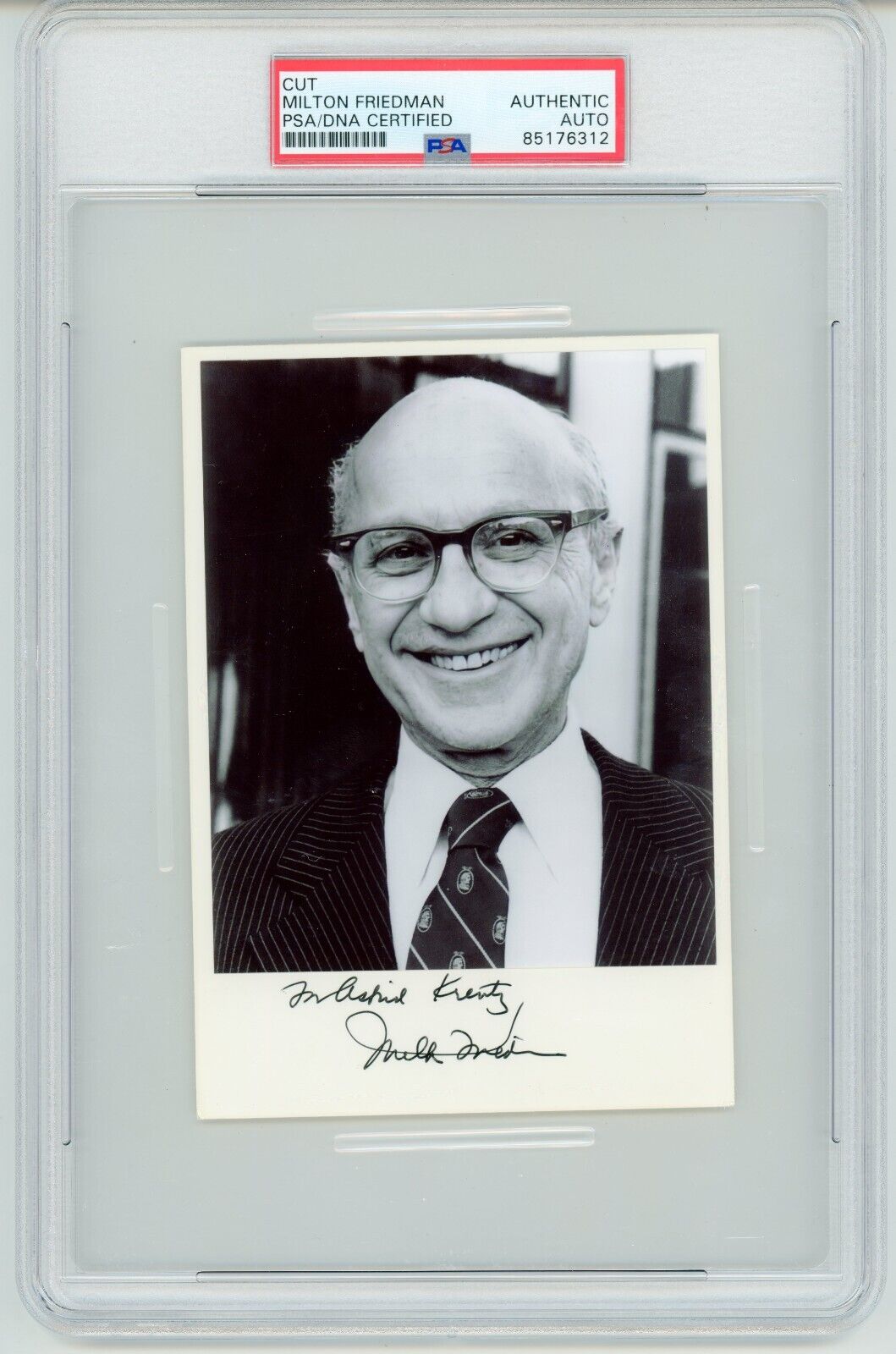 Milton Friedman ~ Signed Autographed Smiling Photograph ~ PSA DNA Encased